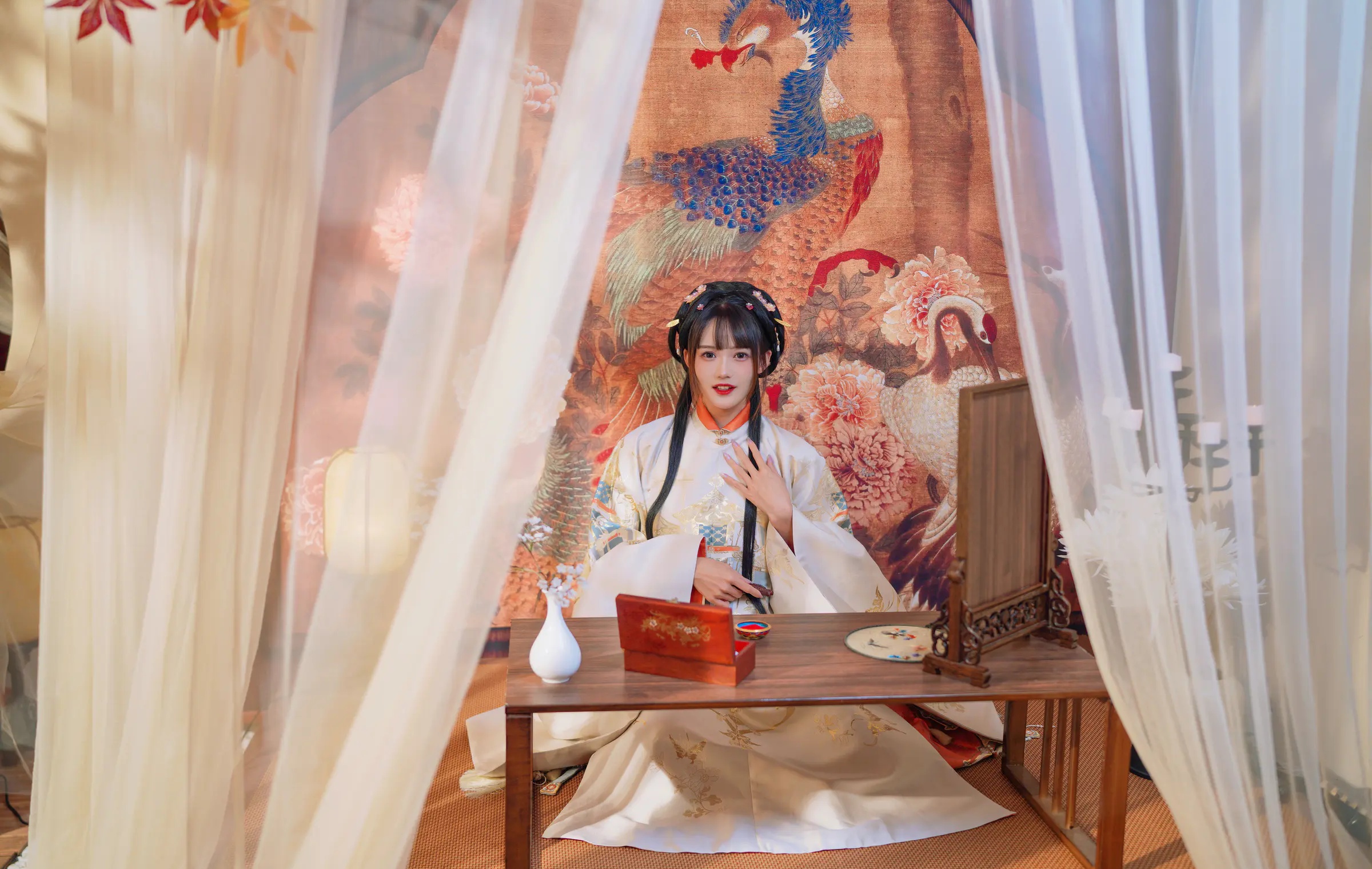 颜值博主_兔子Zzz不吃胡萝卜_No.136 &ndash; 小轩窗，正梳妆 [38P]Xiuren秀人写真高清美女套图写真下载-看套图看套图