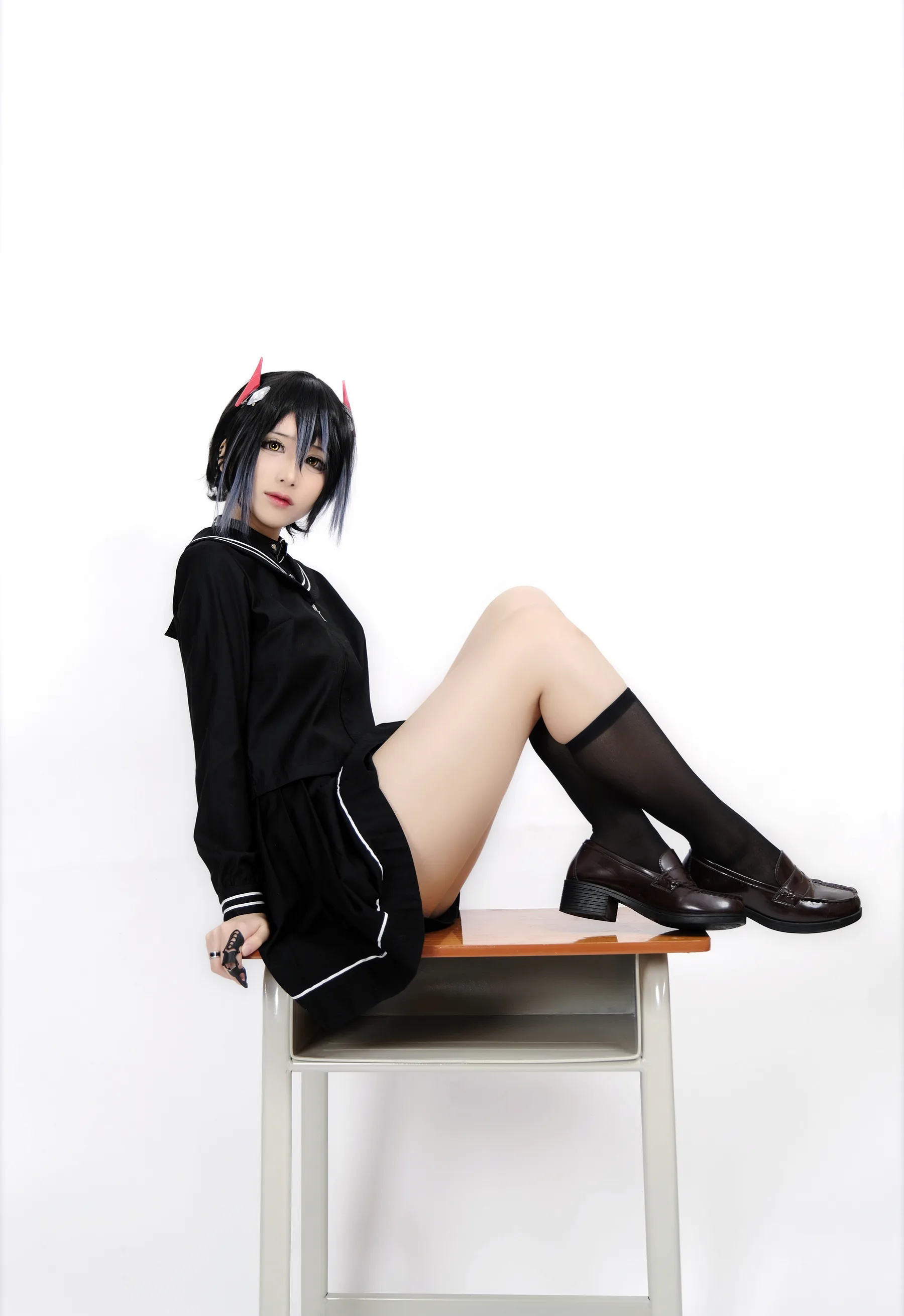 颜值博主_幼愛Youmeko_No.010 &ndash; 胡滕JK 主题写真 [41P]Xiuren秀人写真高清美女套图写真下载-看套图看套图