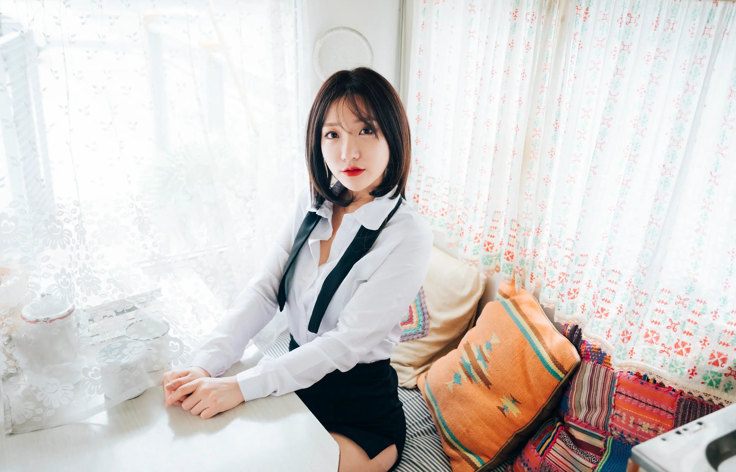 韩国写真机构_Loozy_No.010 &ndash; Officegirls Vacation Vol.2 Son Ye-Eun [85P]Xiuren秀人写真高清美女套图写真下载-看套图看套图