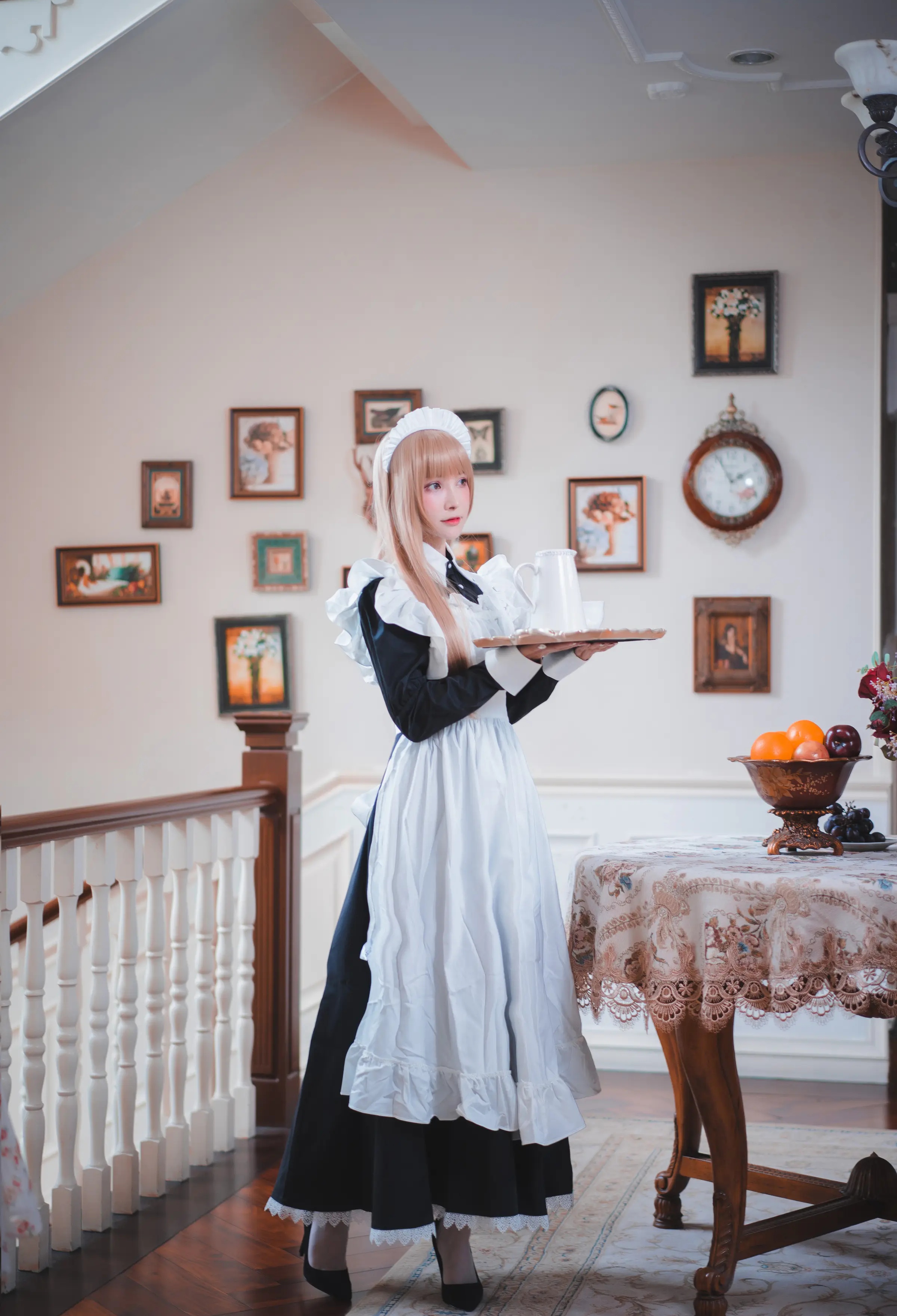 Coser美女_一千只猫薄禾_No.002 &ndash; 女仆 主题写真 [40P]Xiuren秀人写真高清美女套图写真下载-看套图看套图