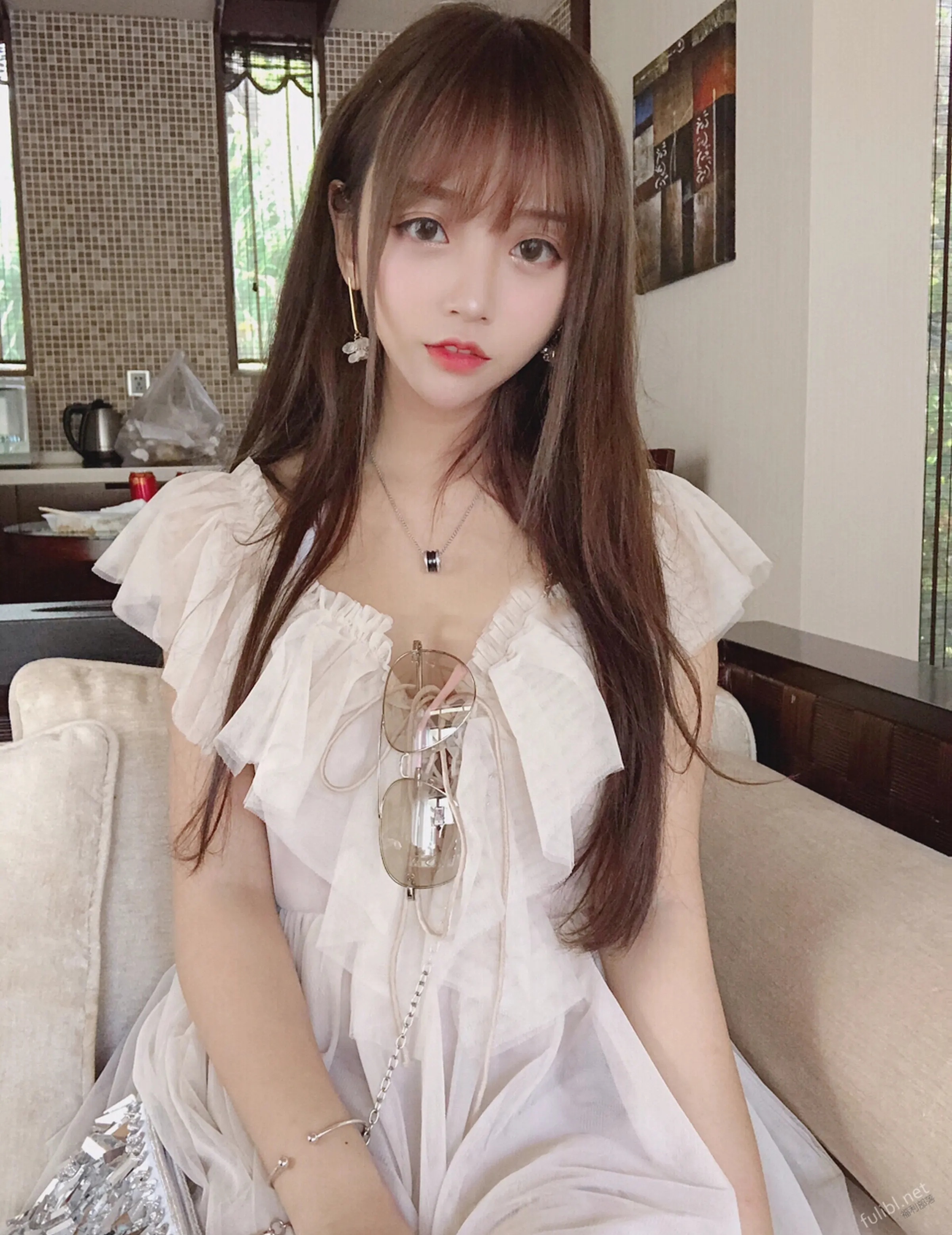 Coser美女_过期米线线喵_No.126 米线线SAMA 主题写真 [255P]Xiuren秀人写真高清美女套图写真下载-看套图看套图