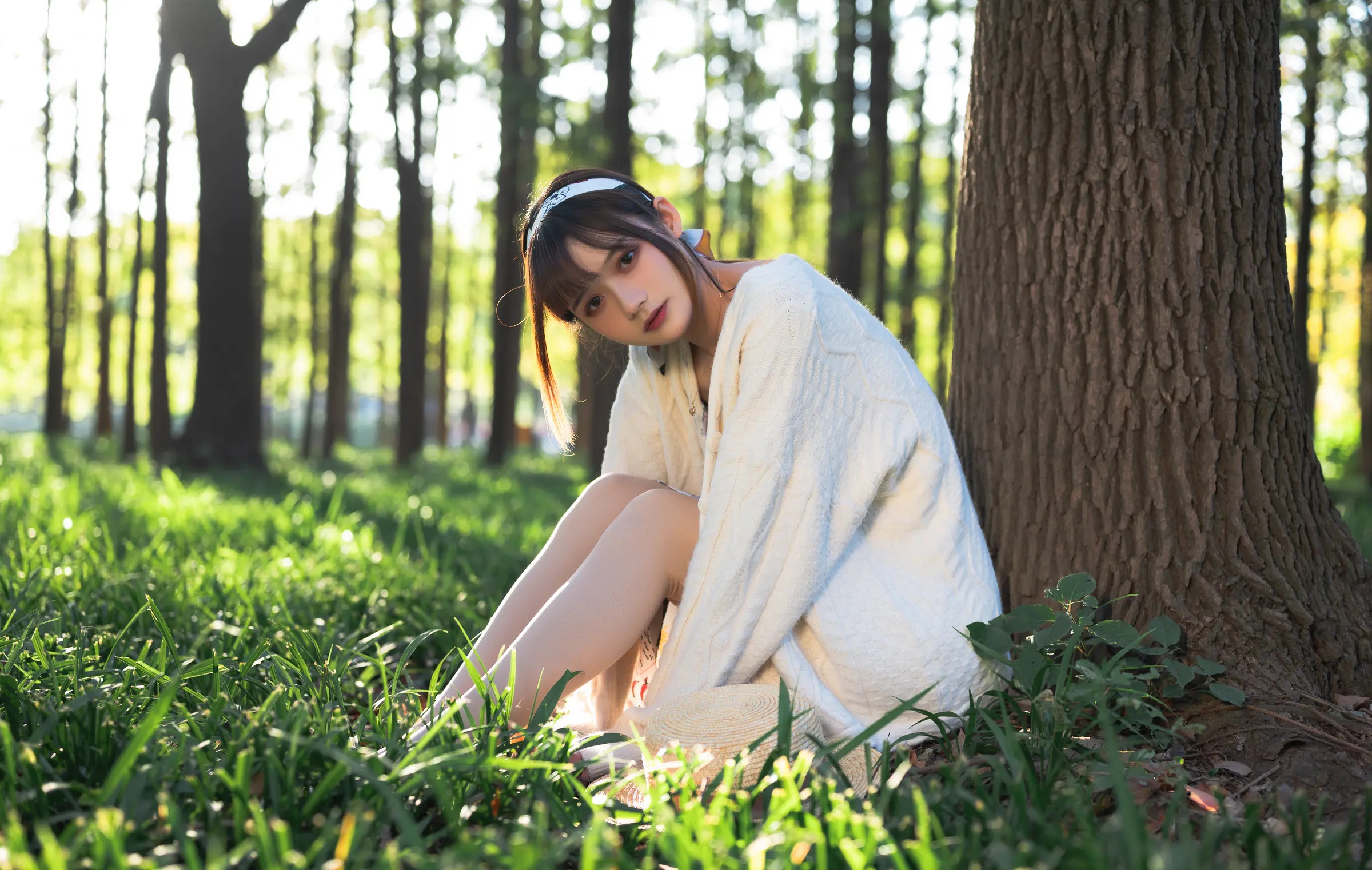 颜值博主_兔子Zzz不吃胡萝卜_No.065 &ndash; 地肤花开 主题写真 [34P]Xiuren秀人写真高清美女套图写真下载-看套图看套图
