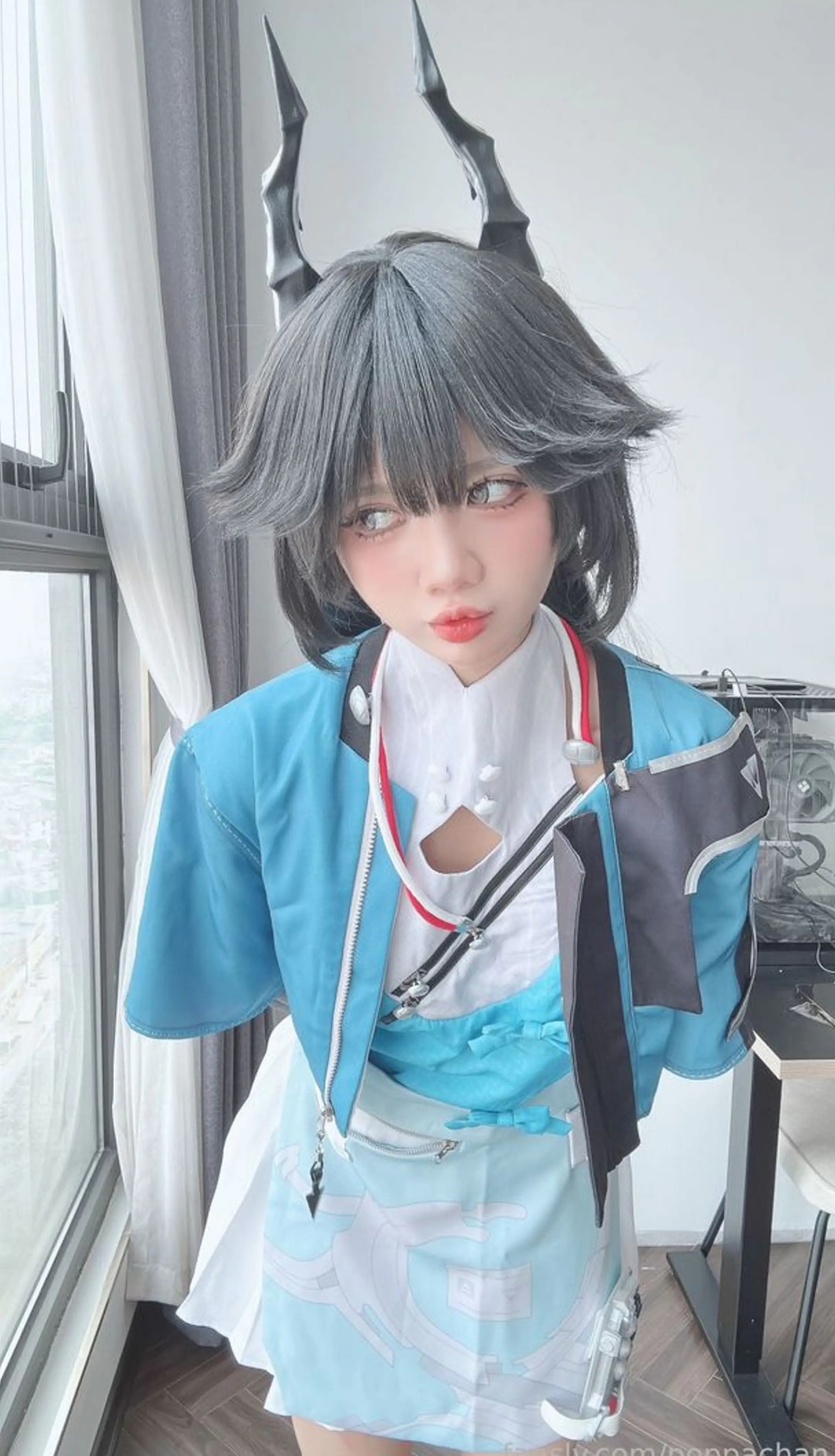 越南Coser美女_PoppaChan_No.127 &ndash; Chen [34P]Xiuren秀人写真高清美女套图写真下载-看套图看套图