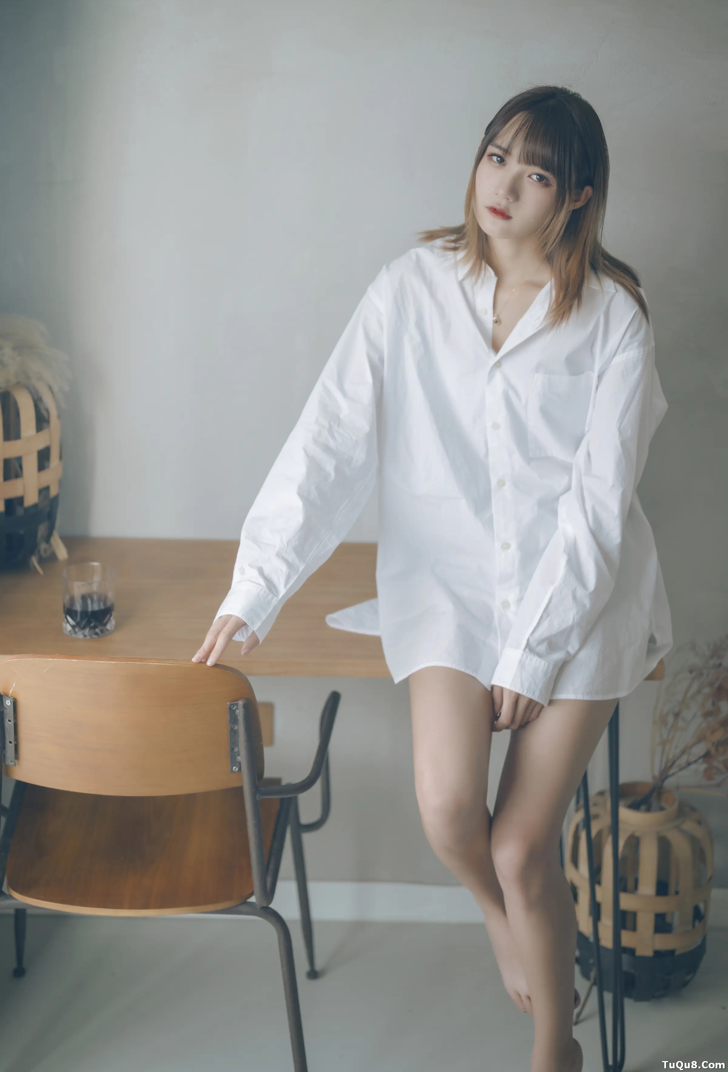 颜值博主_兔子Zzz不吃胡萝卜_No.048 &ndash; 你的味道 主题写真 [36P]Xiuren秀人写真高清美女套图写真下载-看套图看套图