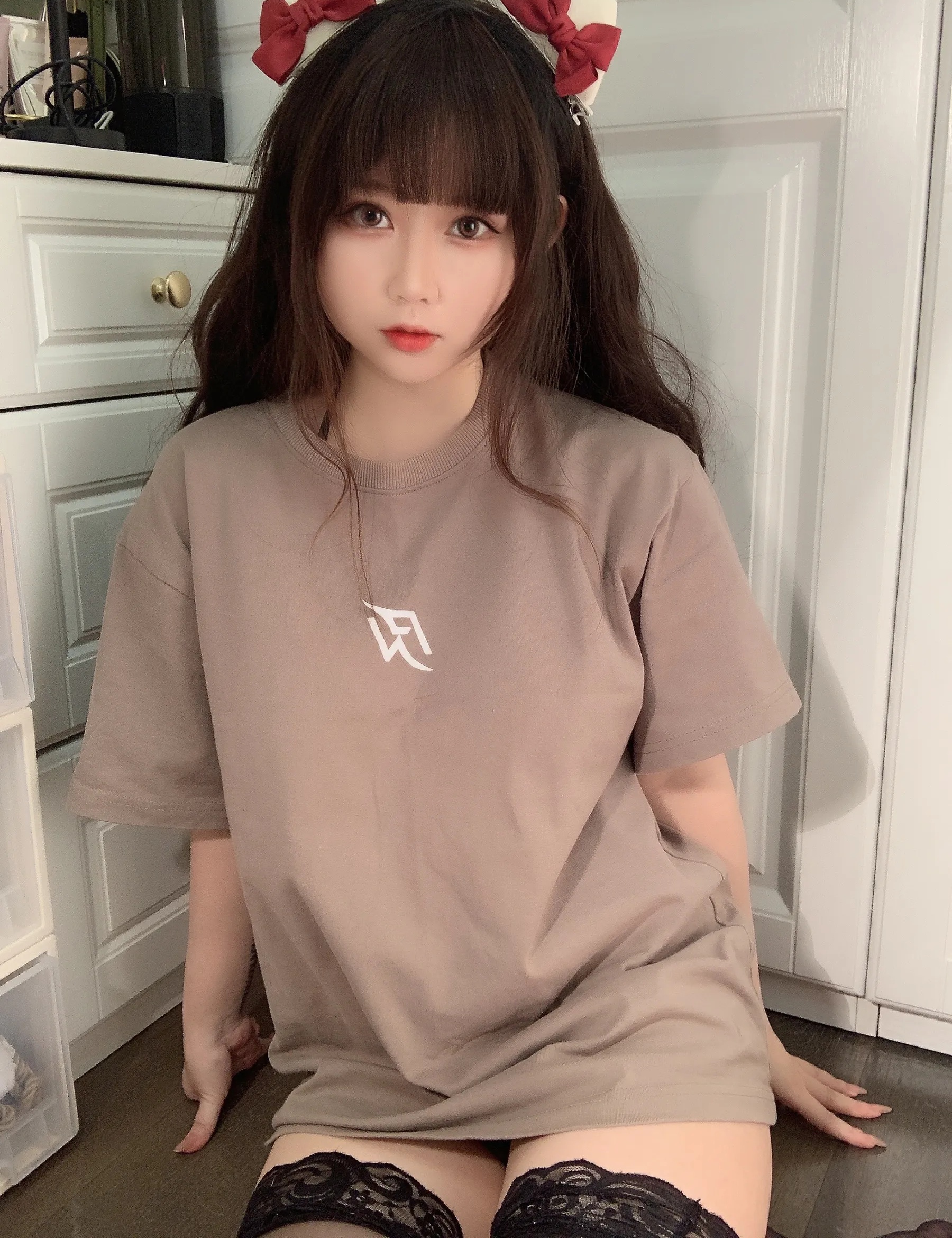 图片[5]Xiuren秀人写真高清美女套图写真下载-看套图Coser美女_是依酱吖_No.042 T恤底下 主题写真 [31P]Xiuren秀人写真高清美女套图写真下载-看套图Coser网络美女论坛Xiuren秀人写真高清美女套图写真下载-看套图免费套图Xiuren秀人写真高清美女套图写真下载-看套图看套图