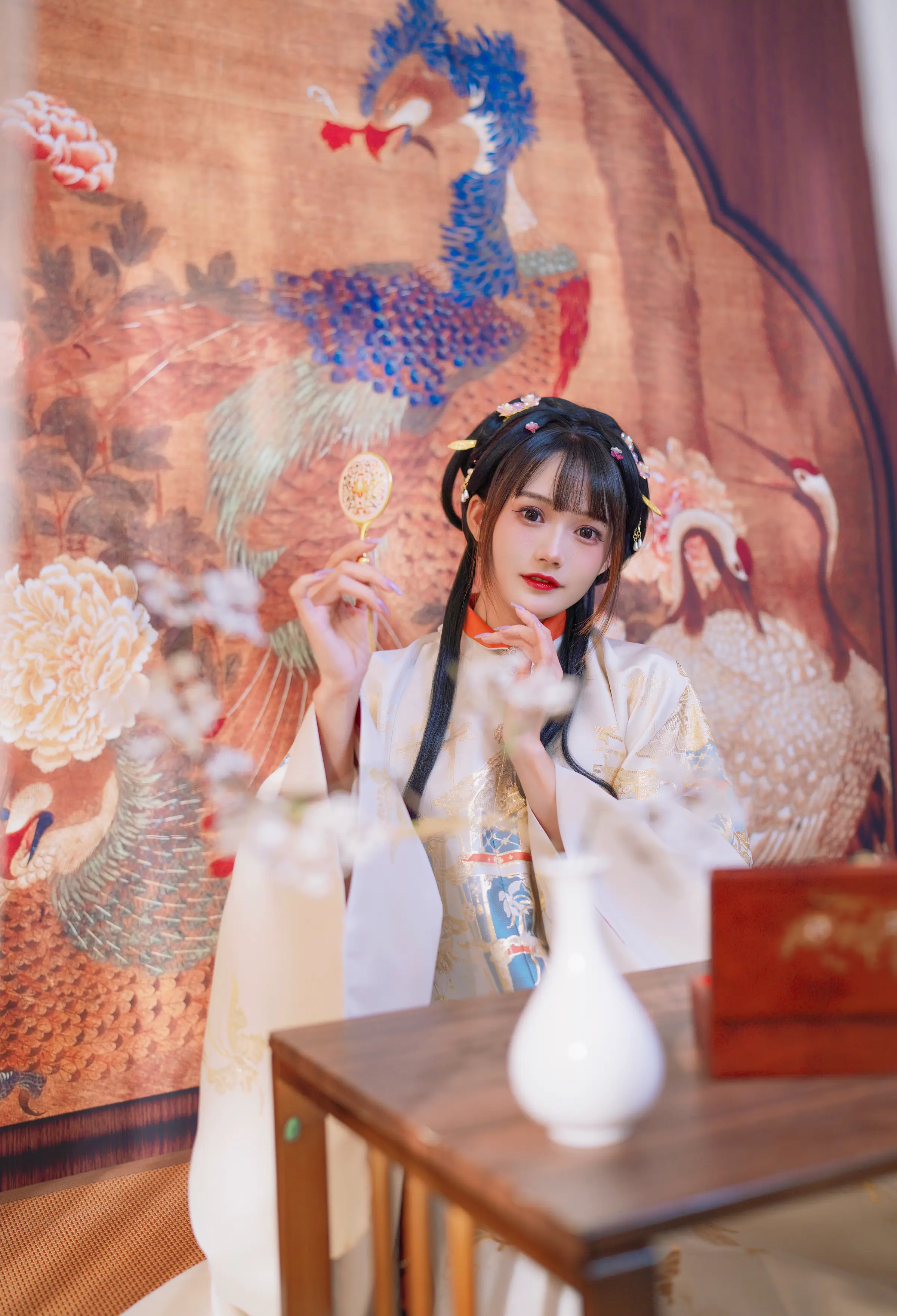 图片[5]Xiuren秀人写真高清美女套图写真下载-看套图颜值博主_兔子Zzz不吃胡萝卜_No.136 &ndash; 小轩窗，正梳妆 [38P]Xiuren秀人写真高清美女套图写真下载-看套图Coser网络美女论坛Xiuren秀人写真高清美女套图写真下载-看套图免费套图Xiuren秀人写真高清美女套图写真下载-看套图看套图