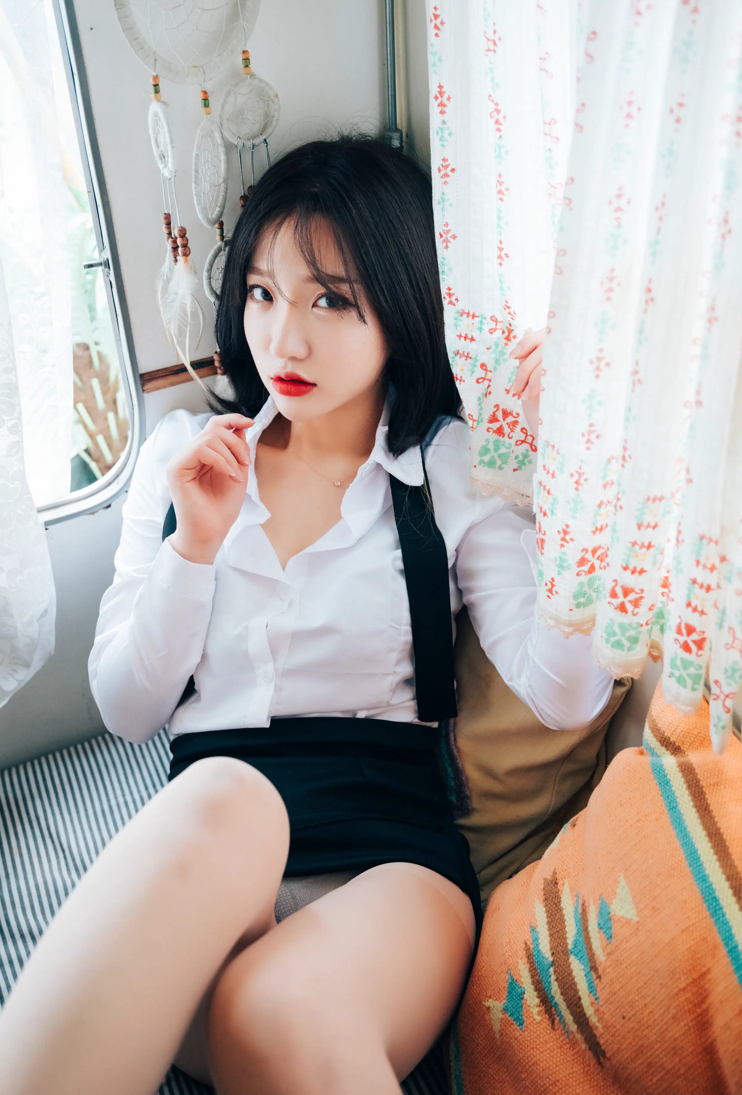 韩国写真机构_Loozy_No.010 &ndash; Officegirls Vacation Vol.2 Son Ye-Eun [85P]Xiuren秀人写真高清美女套图写真下载-看套图看套图