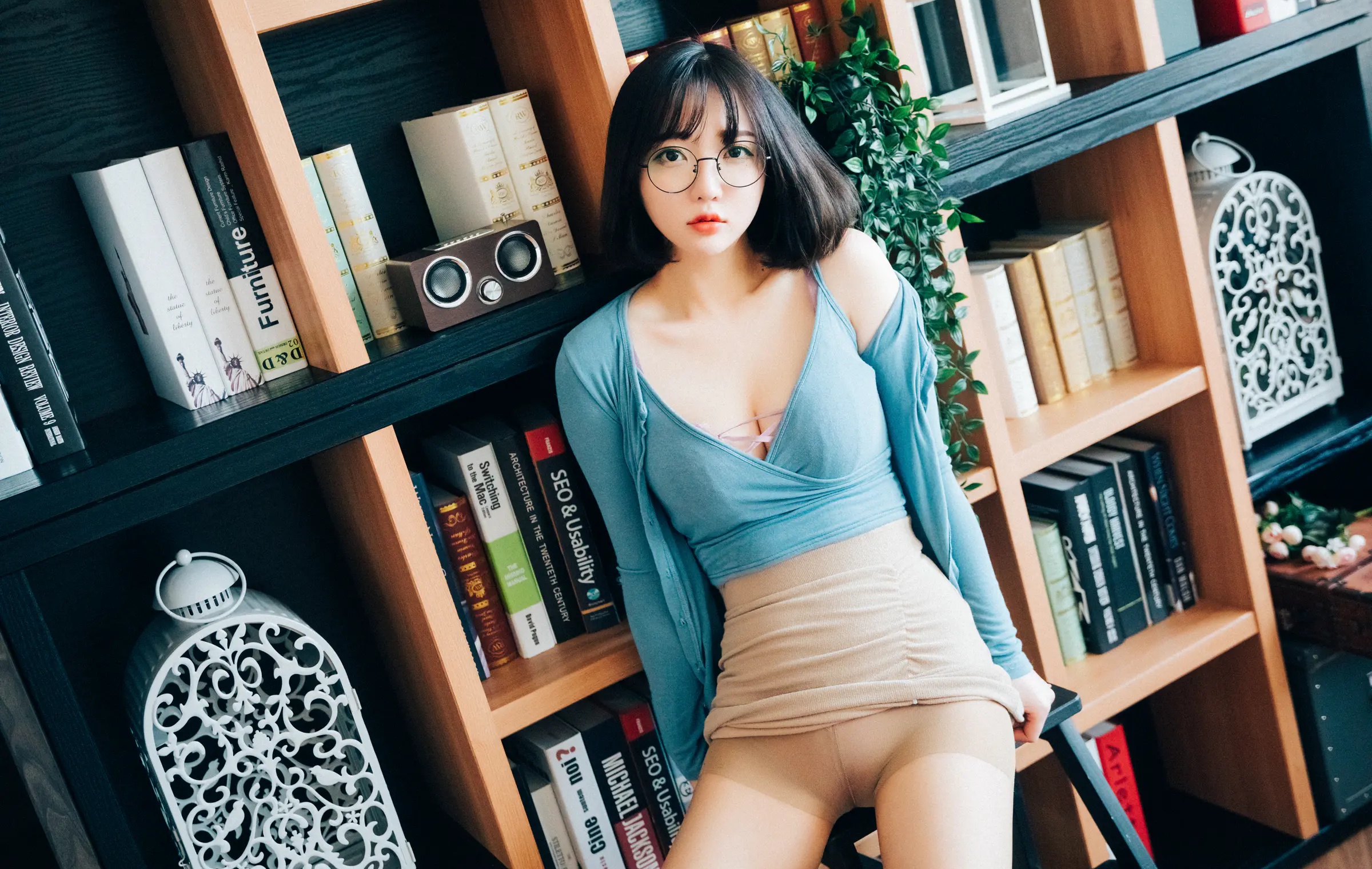 韩国写真机构_Loozy_No.033 &ndash; Ye Eun - Librarian Girl [84P]Xiuren秀人写真高清美女套图写真下载-看套图看套图