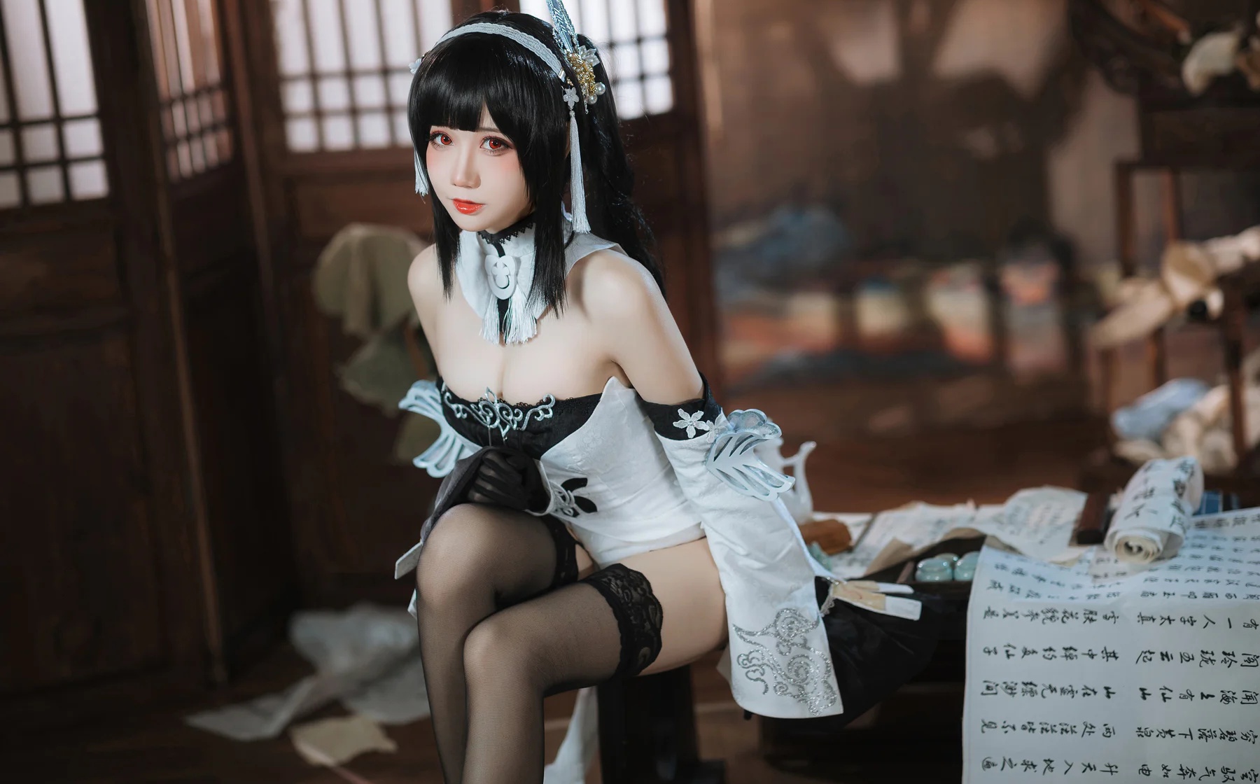 Coser美女_焖焖碳_No.028 &ndash; 碧蓝航线 鎮海 白黑礼服 主题写真 [23P]-看套图