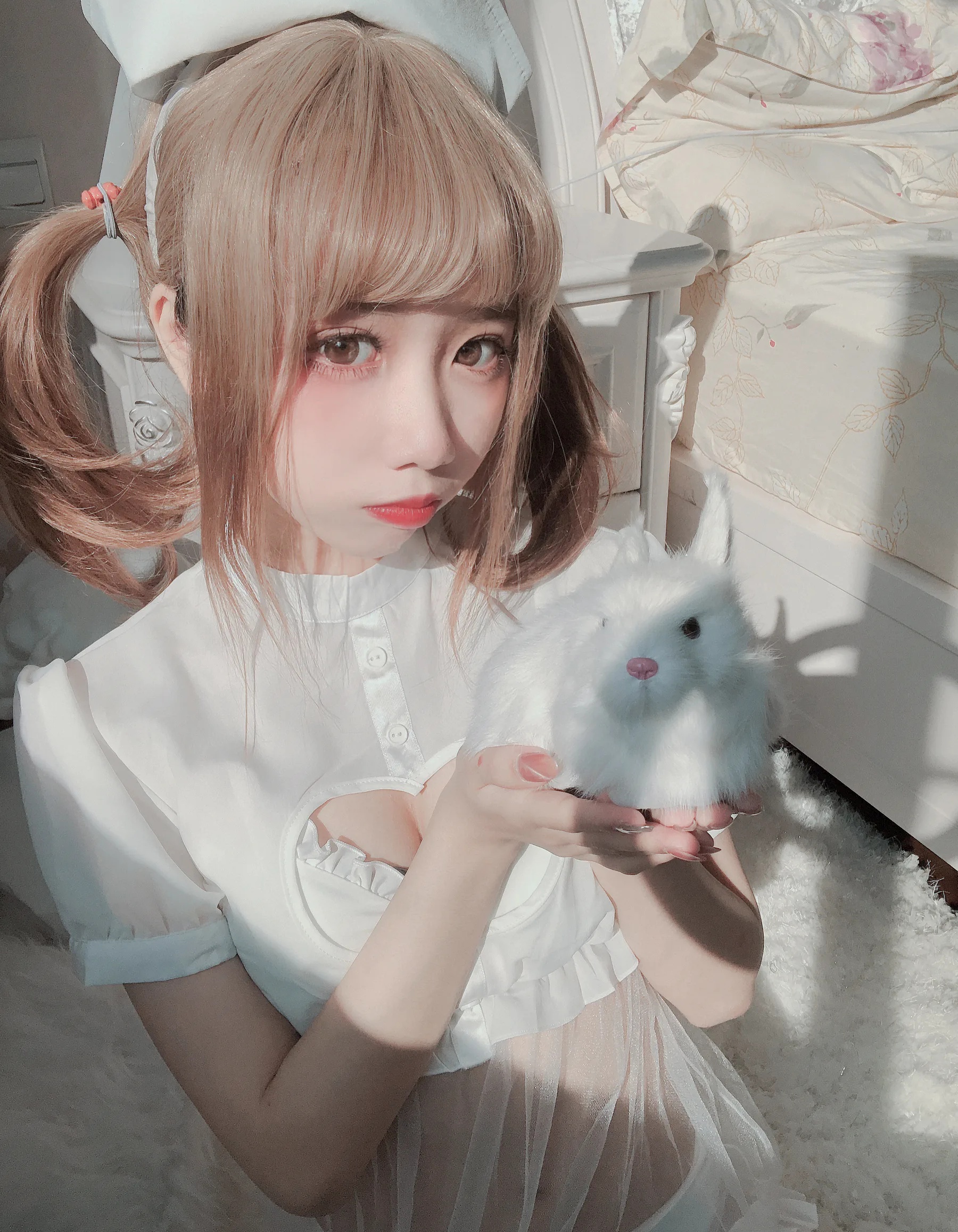Coser美女_果咩酱w_No.015 &ndash; 兔子护士 主题写真 [12P]Xiuren秀人写真高清美女套图写真下载-看套图看套图