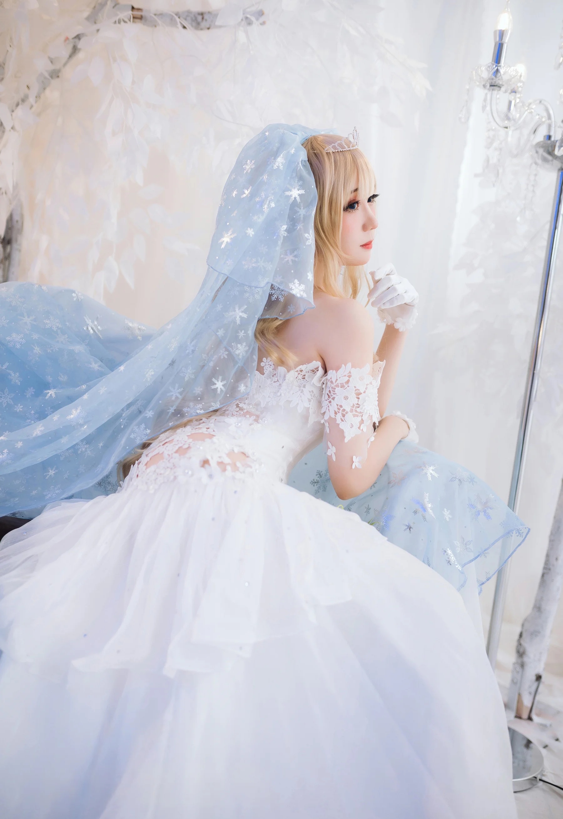 Coser美女_焖焖碳_No.036 &ndash; 少女前线 索米 婚纱 主题写真 [42P]-看套图