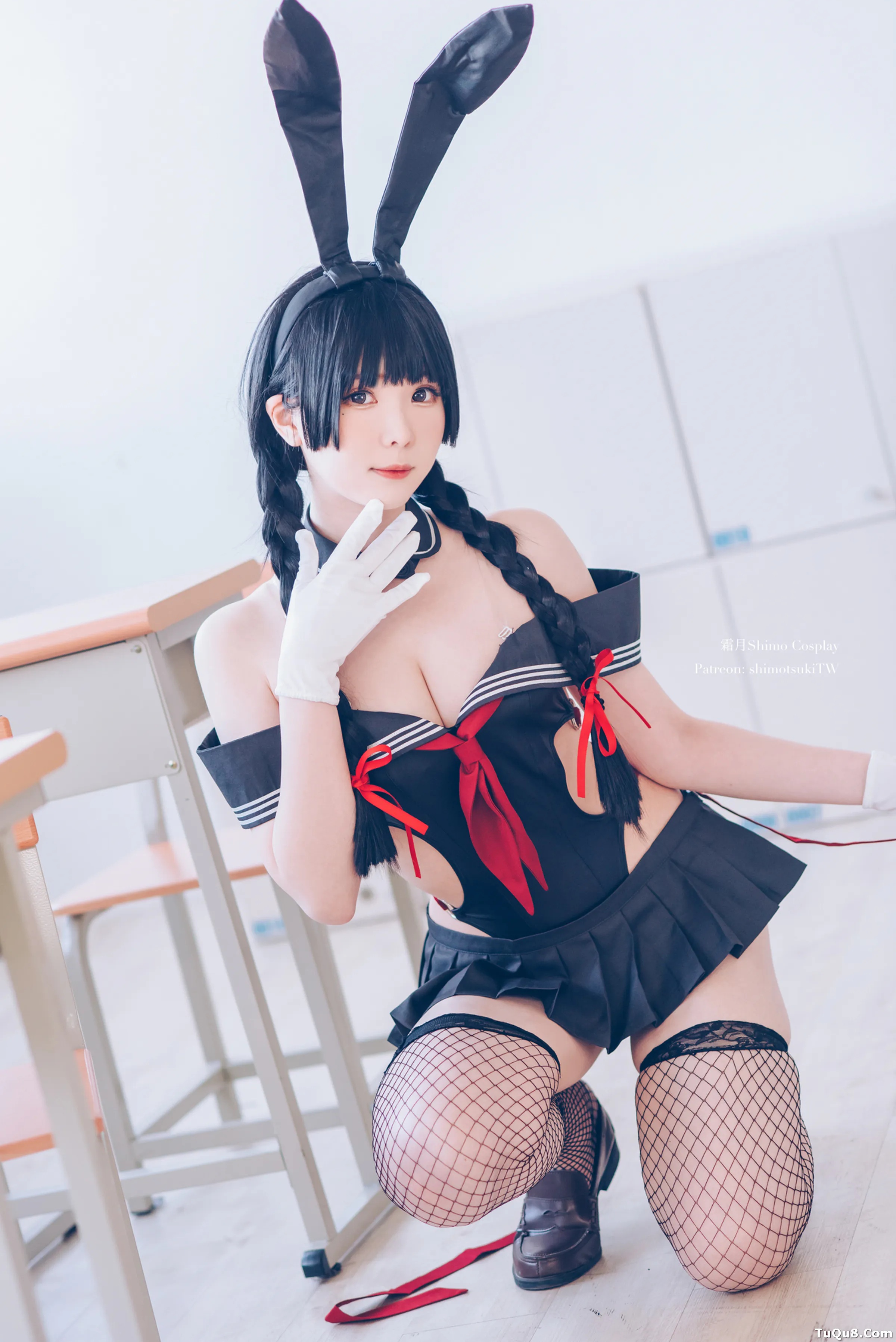 Coser美女_霜月shimo_No.046 &ndash; 卯月桃子 水手服兔女郎 主题写真 [19P]Xiuren秀人写真高清美女套图写真下载-看套图看套图