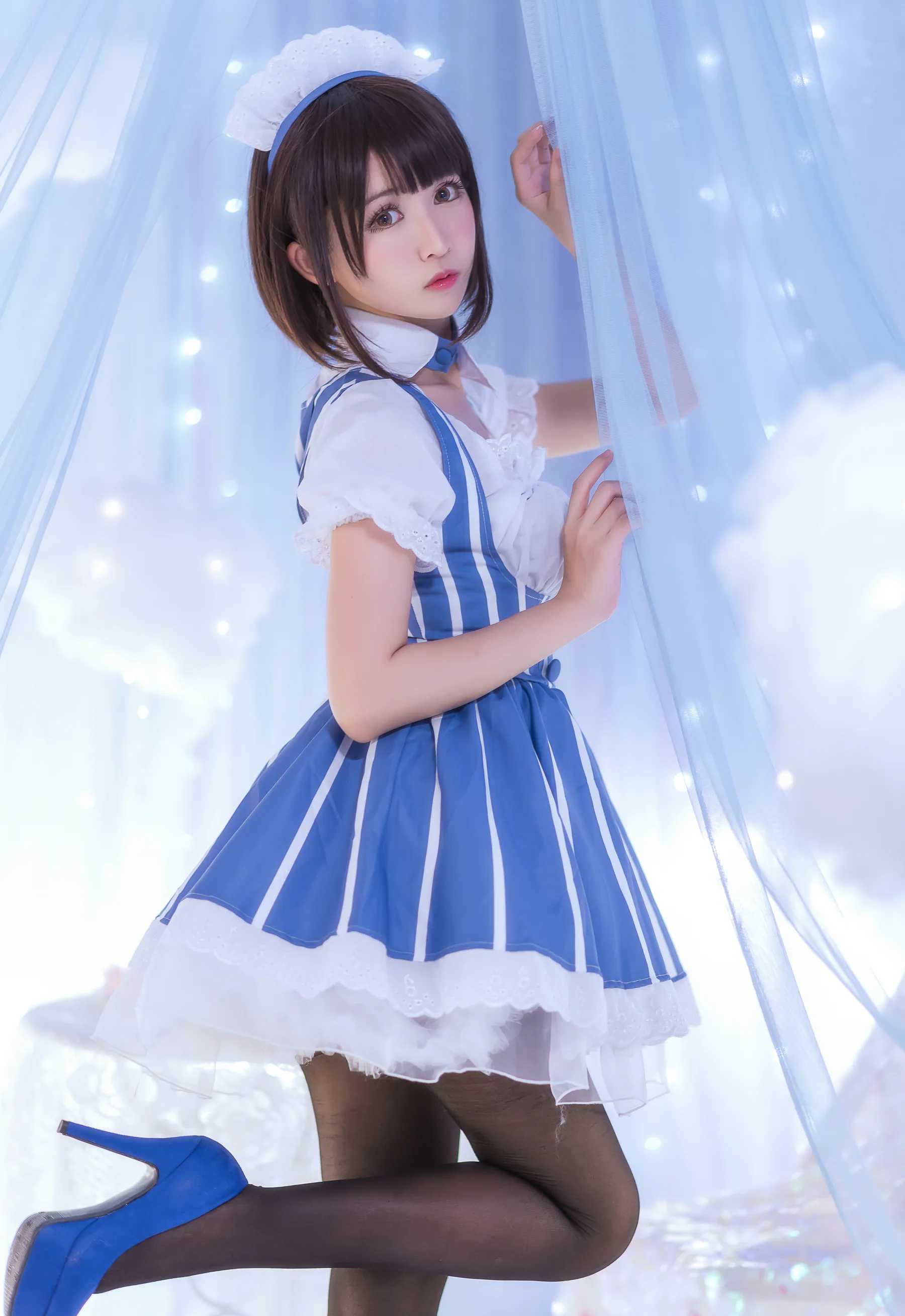 动漫博主_鳗鱼霏儿_No.014 加藤惠 女仆 主题写真 [19P]Xiuren秀人写真高清美女套图写真下载-看套图看套图
