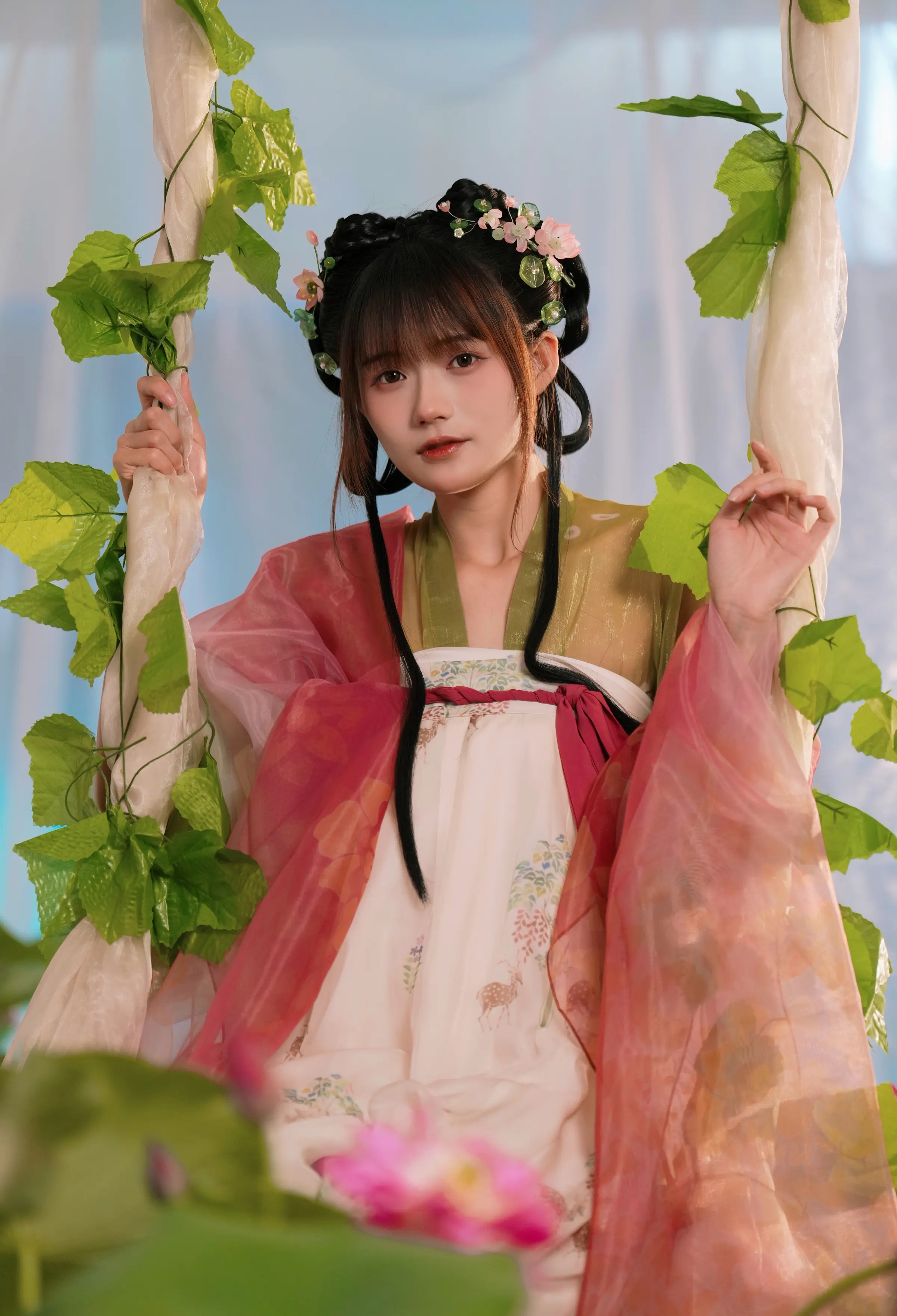 颜值博主_兔子Zzz不吃胡萝卜_No.112 &ndash; 浮香花谷 主题写真 [54P]Xiuren秀人写真高清美女套图写真下载-看套图看套图