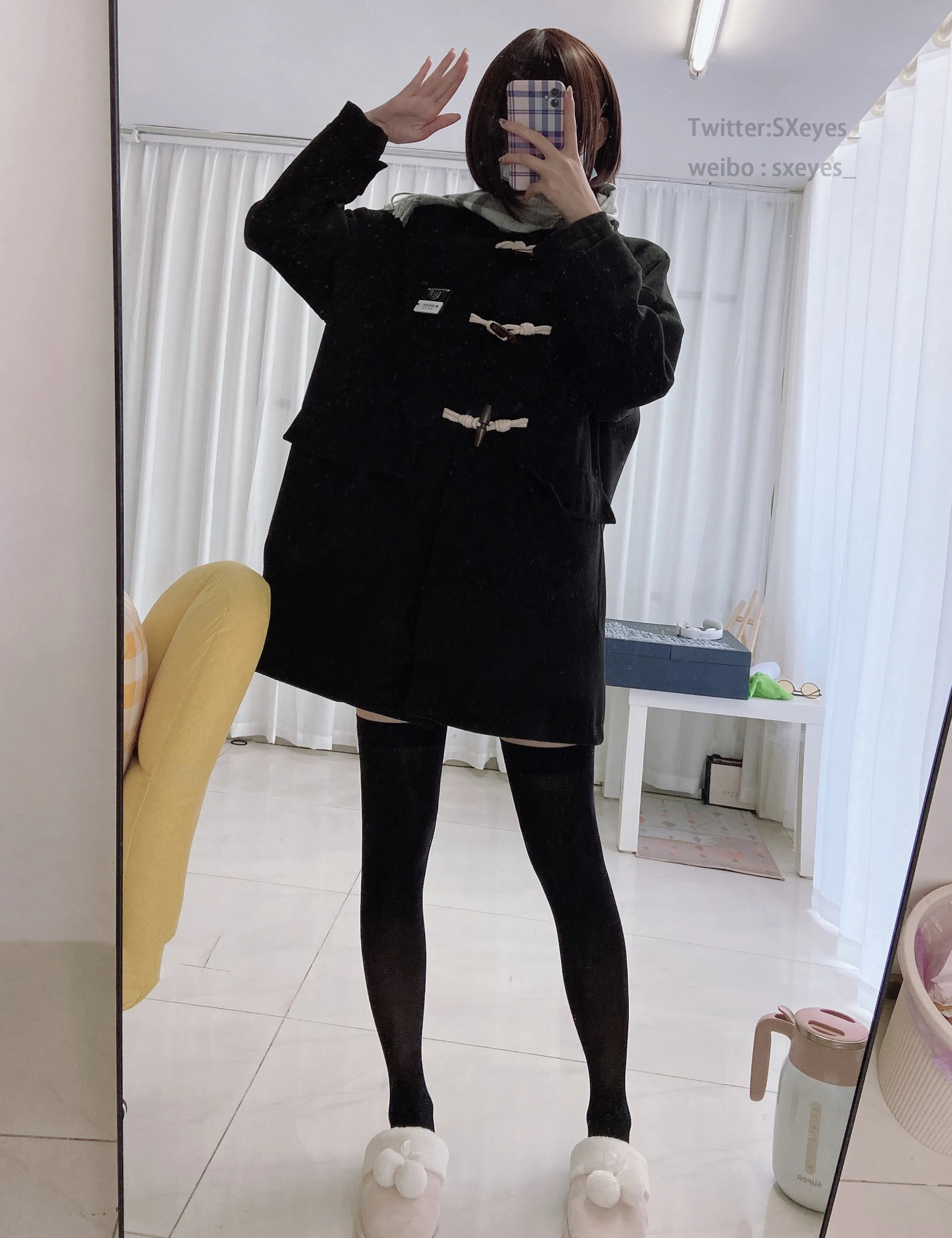 Coser美女_眼酱大魔王w_No.057 &ndash; 室外jk 主题写真 [22P]Xiuren秀人写真高清美女套图写真下载-看套图看套图