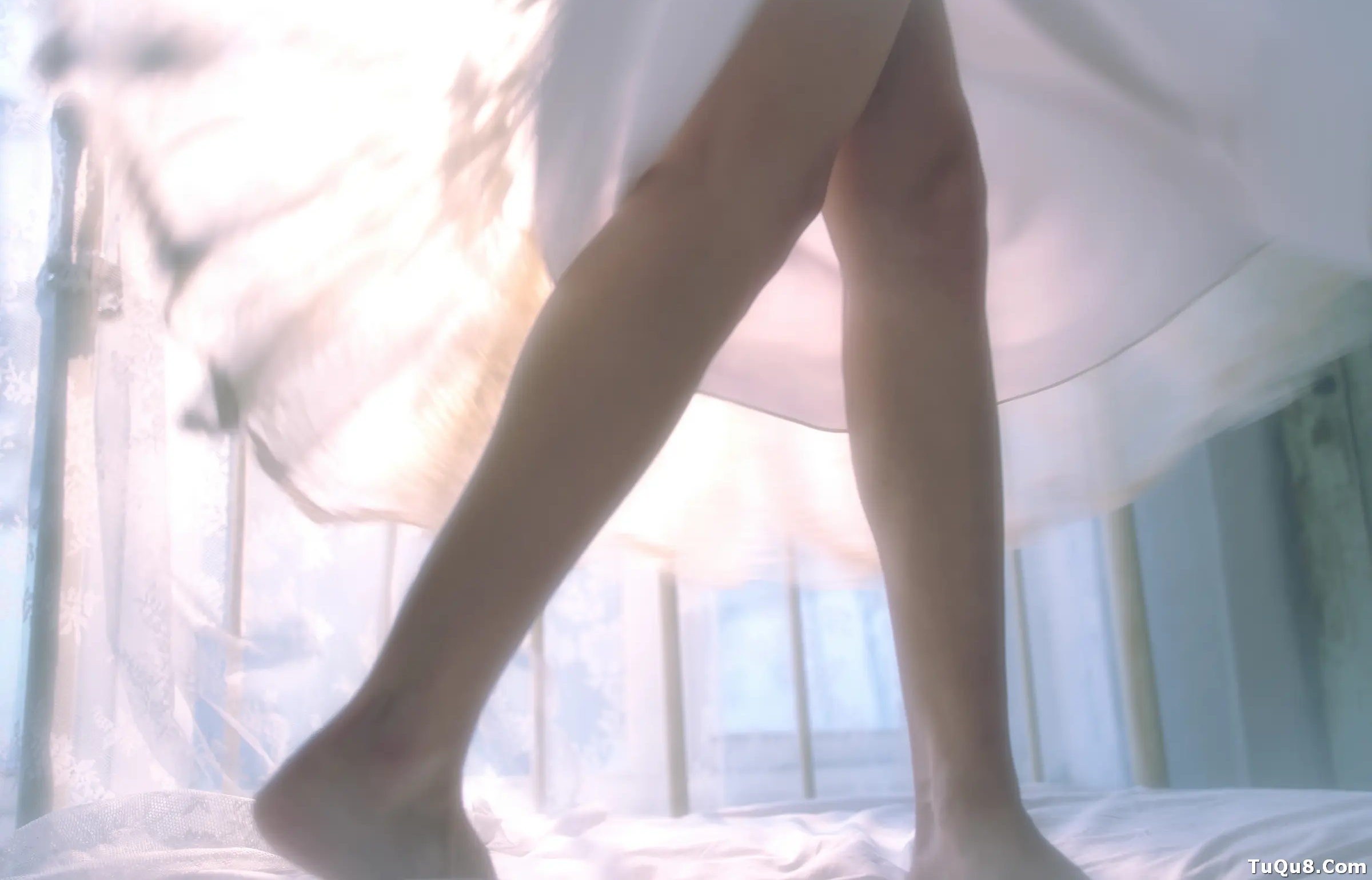 颜值博主_兔子Zzz不吃胡萝卜_No.044 &ndash; 蓝风铃 主题写真 [27P]Xiuren秀人写真高清美女套图写真下载-看套图看套图