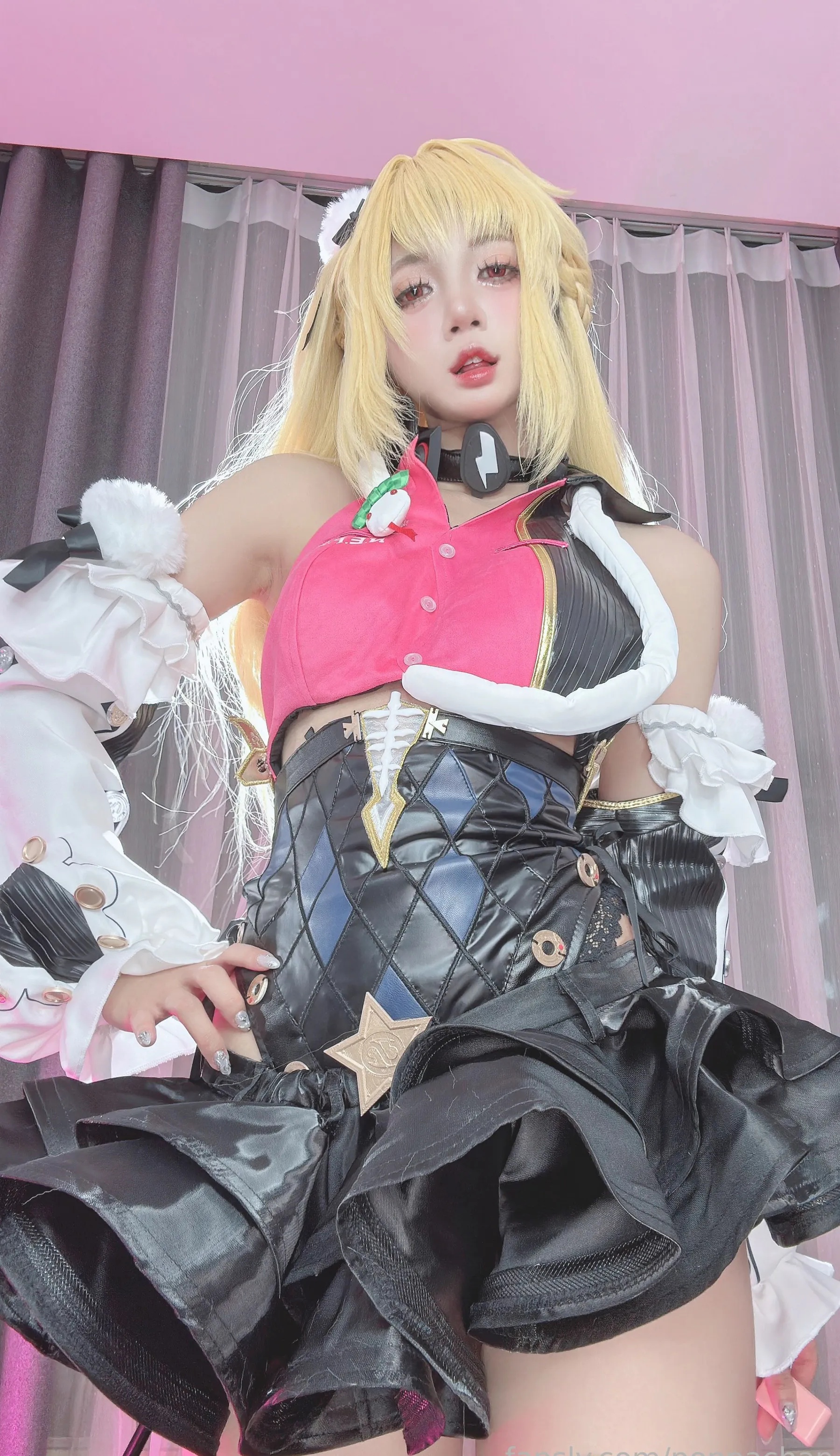 越南Coser美女_PoppaChan_No.135 Cissia (Zenless Zone Zero) [27P]Xiuren秀人写真高清美女套图写真下载-看套图看套图