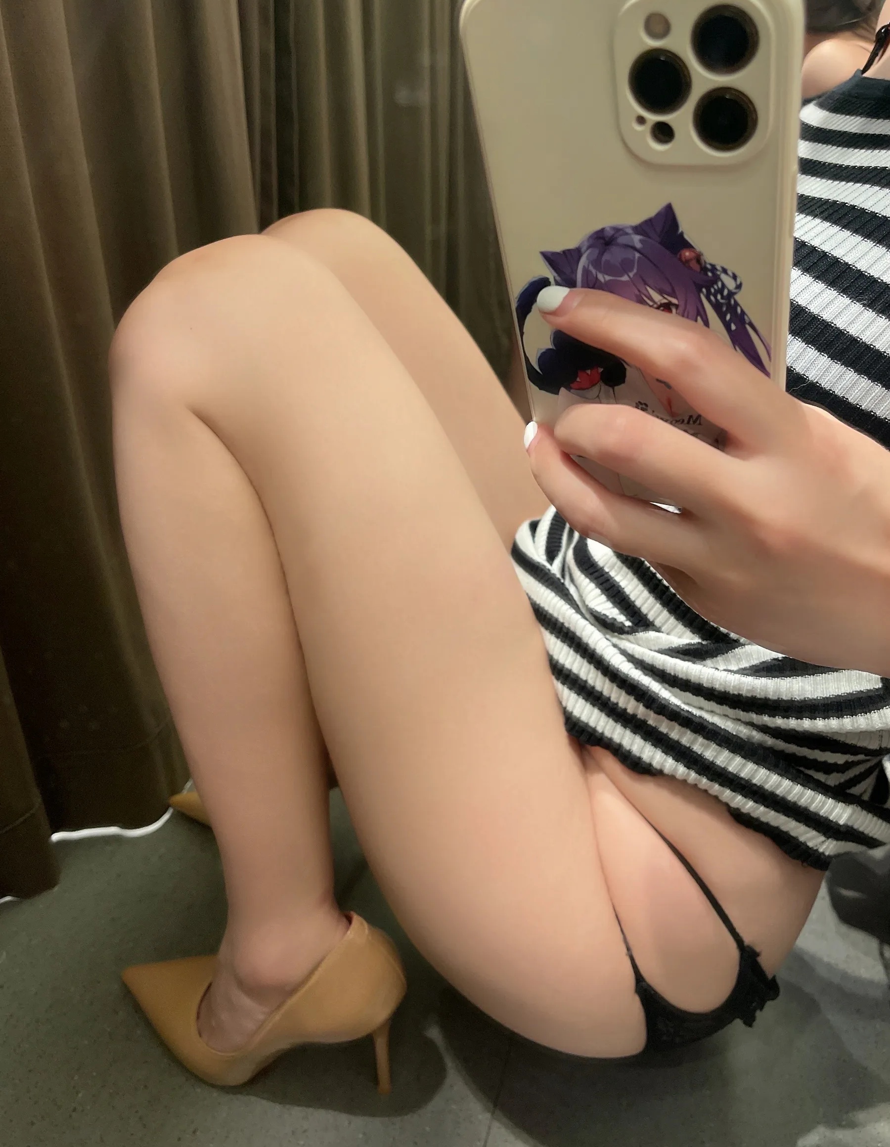 图片[5]Xiuren秀人写真高清美女套图写真下载-看套图知名博主_奶宝妹纸_No.014 &ndash; 试衣间 主题写真 [20P]Xiuren秀人写真高清美女套图写真下载-看套图Coser网络美女论坛Xiuren秀人写真高清美女套图写真下载-看套图免费套图Xiuren秀人写真高清美女套图写真下载-看套图看套图