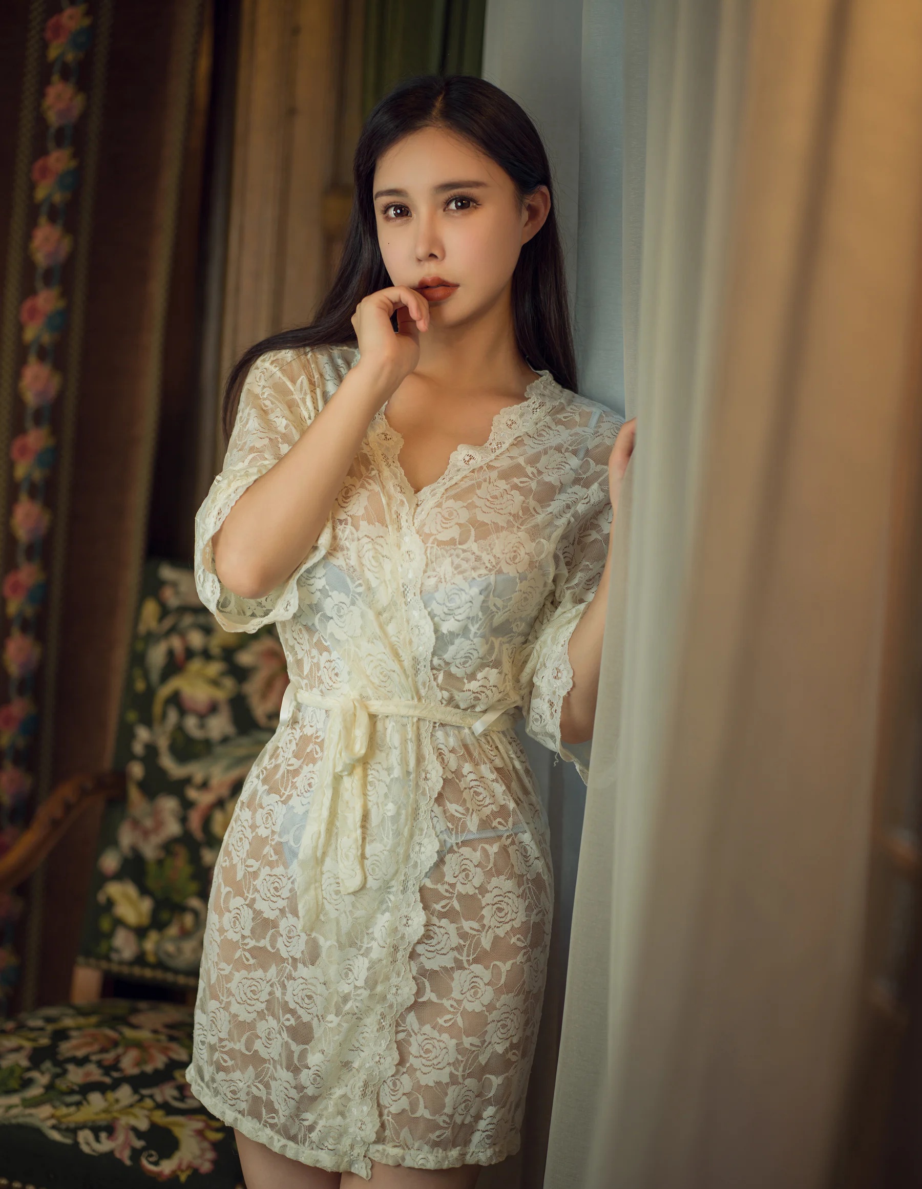 动漫博主_亚马逊鲶鱼_No.007 &ndash; 独居太太 主题写真 [95P]-看套图
