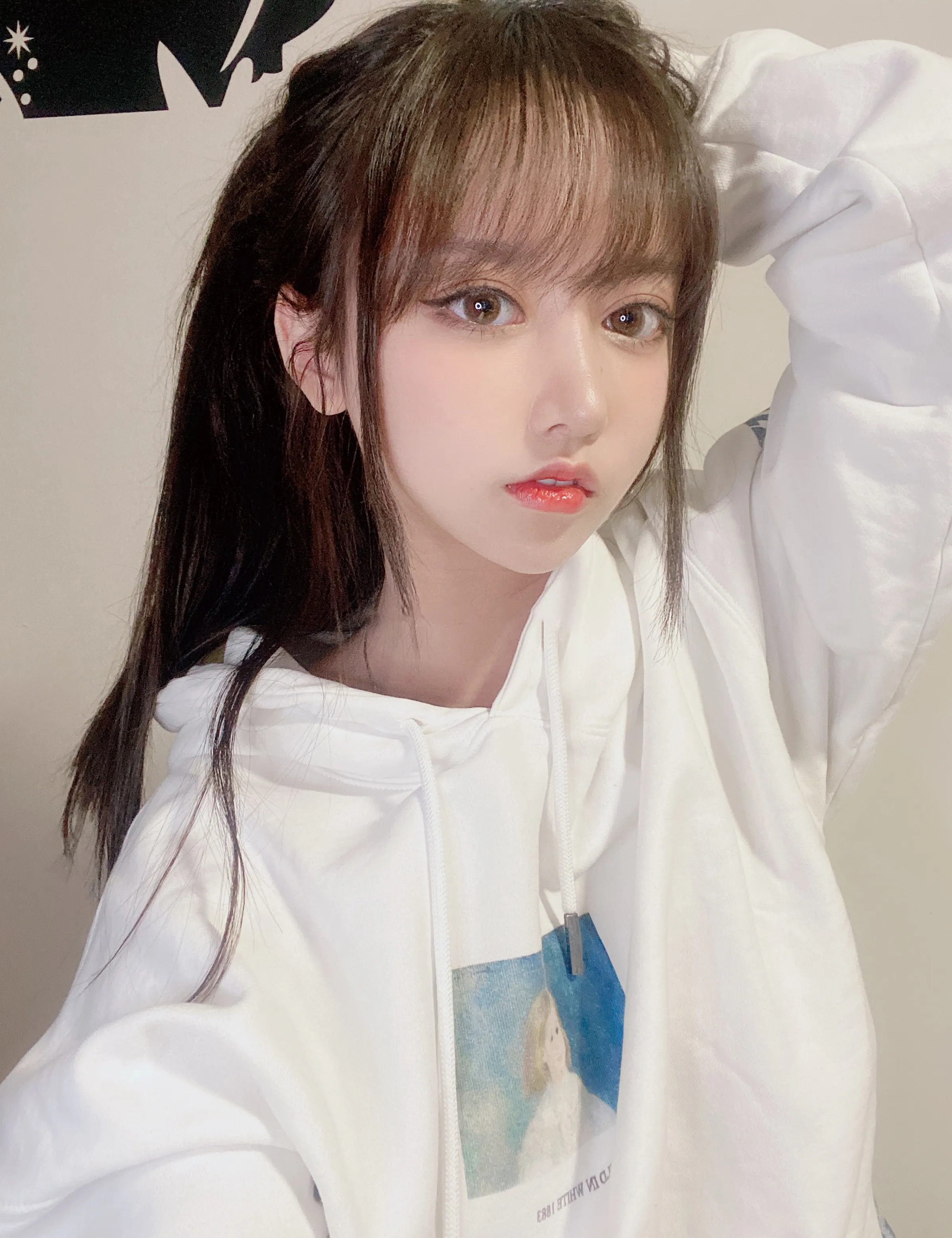Coser美女_过期米线线喵_No.127 twitter和微博美图 [27P]Xiuren秀人写真高清美女套图写真下载-看套图看套图