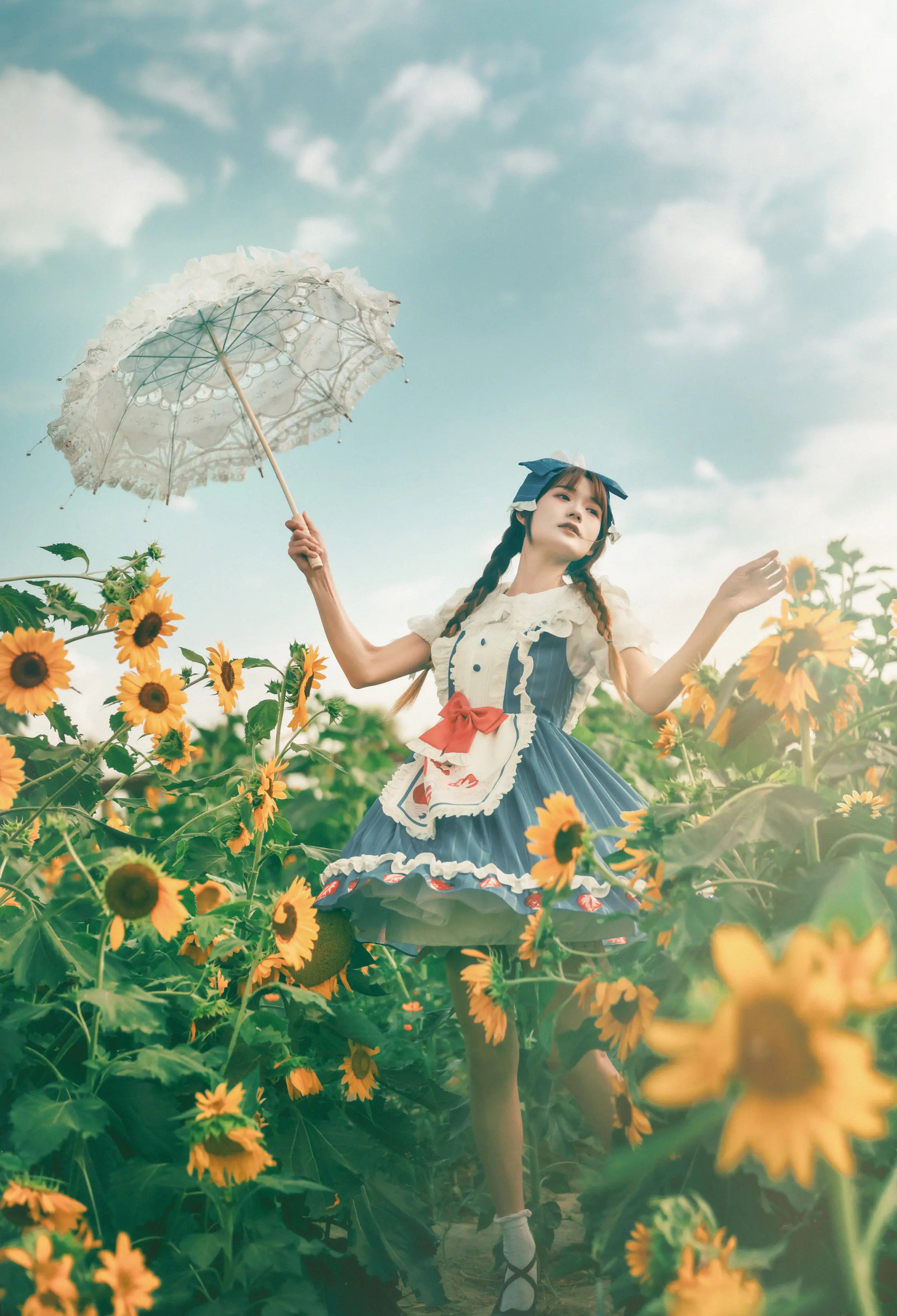 颜值博主_兔子Zzz不吃胡萝卜_No.091 &ndash; 甜甜向日葵女孩 主题写真 [31P]-看套图