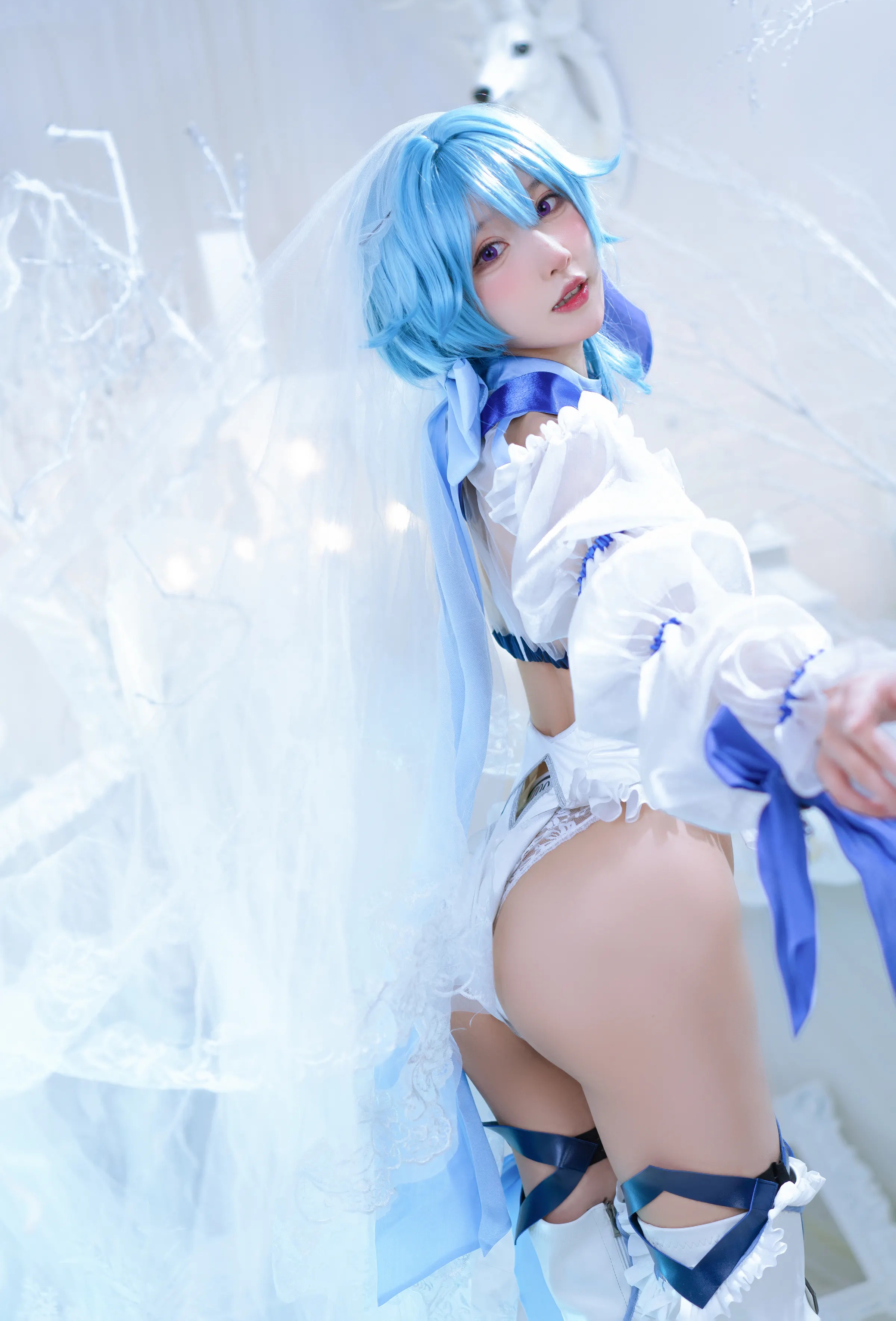 动漫博主_阿包也是兔娘_No.096 &ndash; 加冕图 优菈 主题写真 [28P]Xiuren秀人写真高清美女套图写真下载-看套图看套图