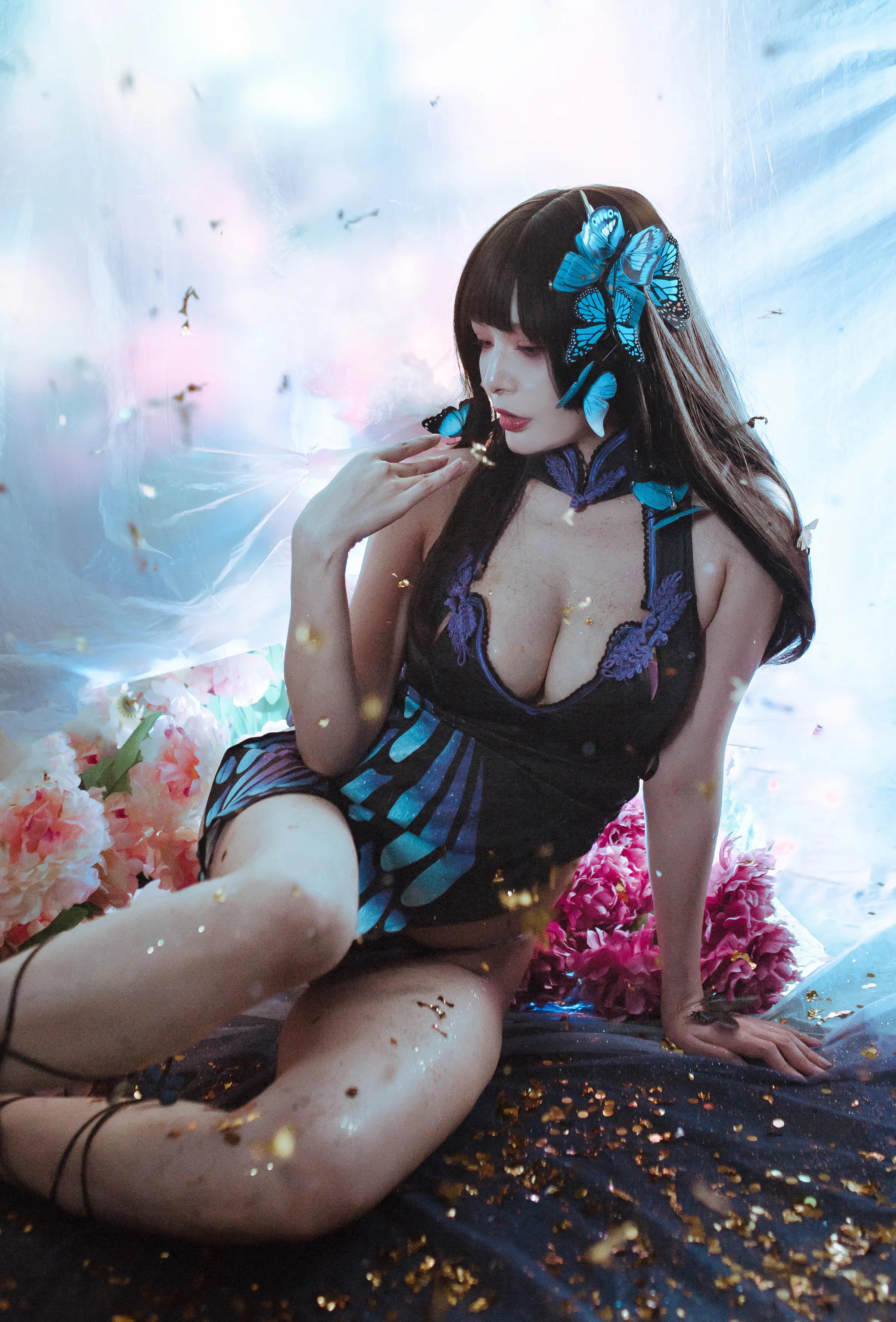 成熟御姐_秋和柯基_No.106 &ndash; 《蝶》 主题写真 [60P]Xiuren秀人写真高清美女套图写真下载-看套图看套图