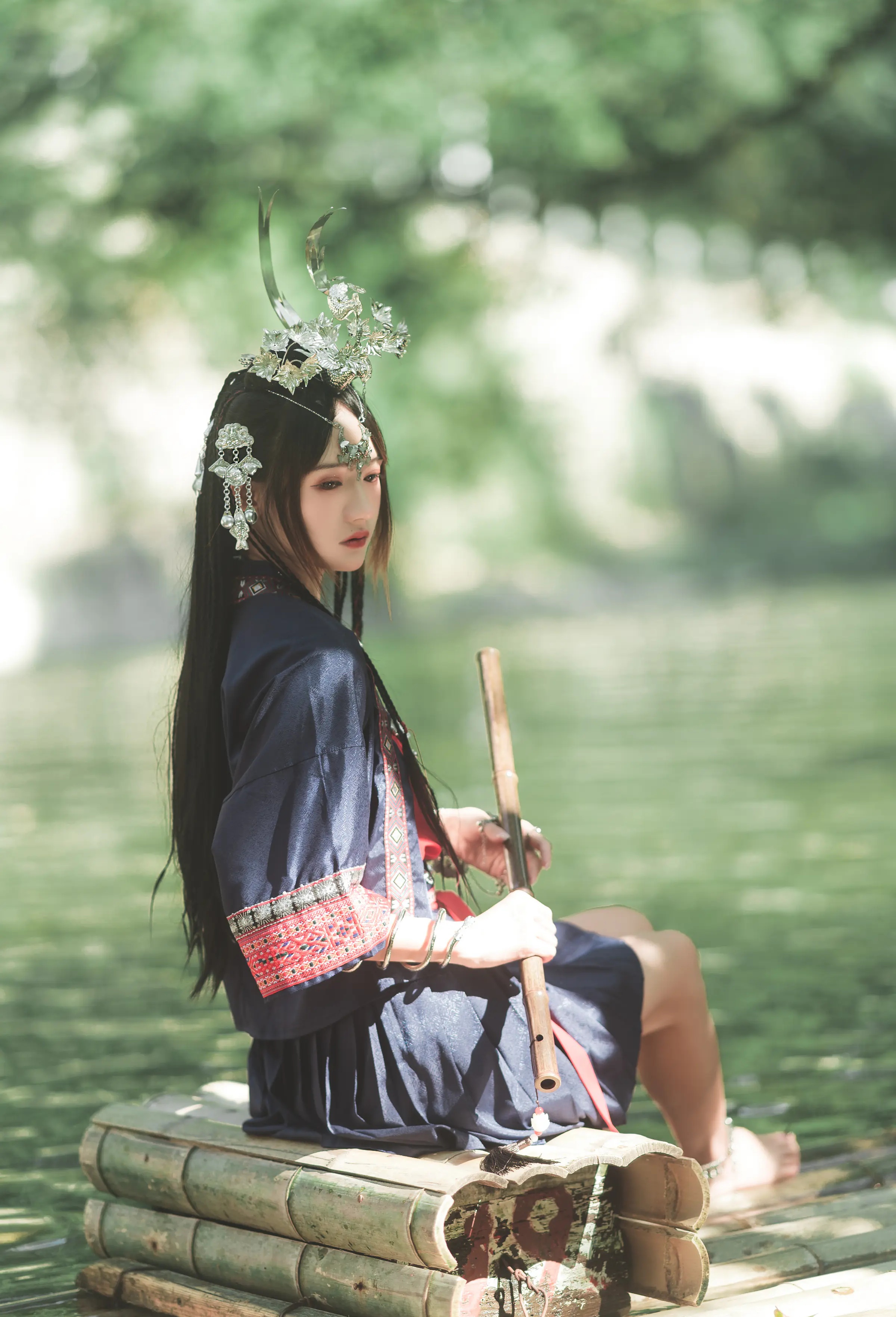 颜值博主_兔子Zzz不吃胡萝卜_No.077 &ndash; 苗疆一梦 主题写真 [41P]Xiuren秀人写真高清美女套图写真下载-看套图看套图