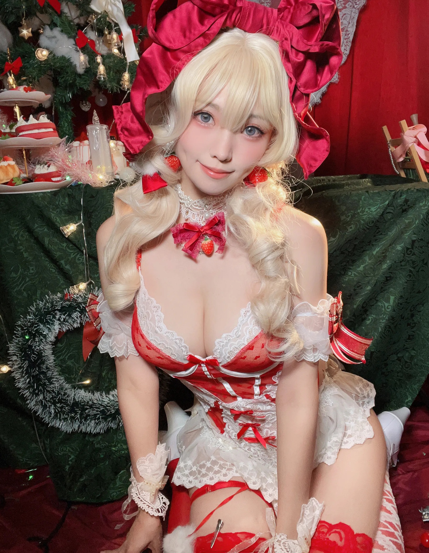 Coser妹子_ElyEE子_No.118 草莓蛋糕少女 主题写真 [33P]Xiuren秀人写真高清美女套图写真下载-看套图看套图