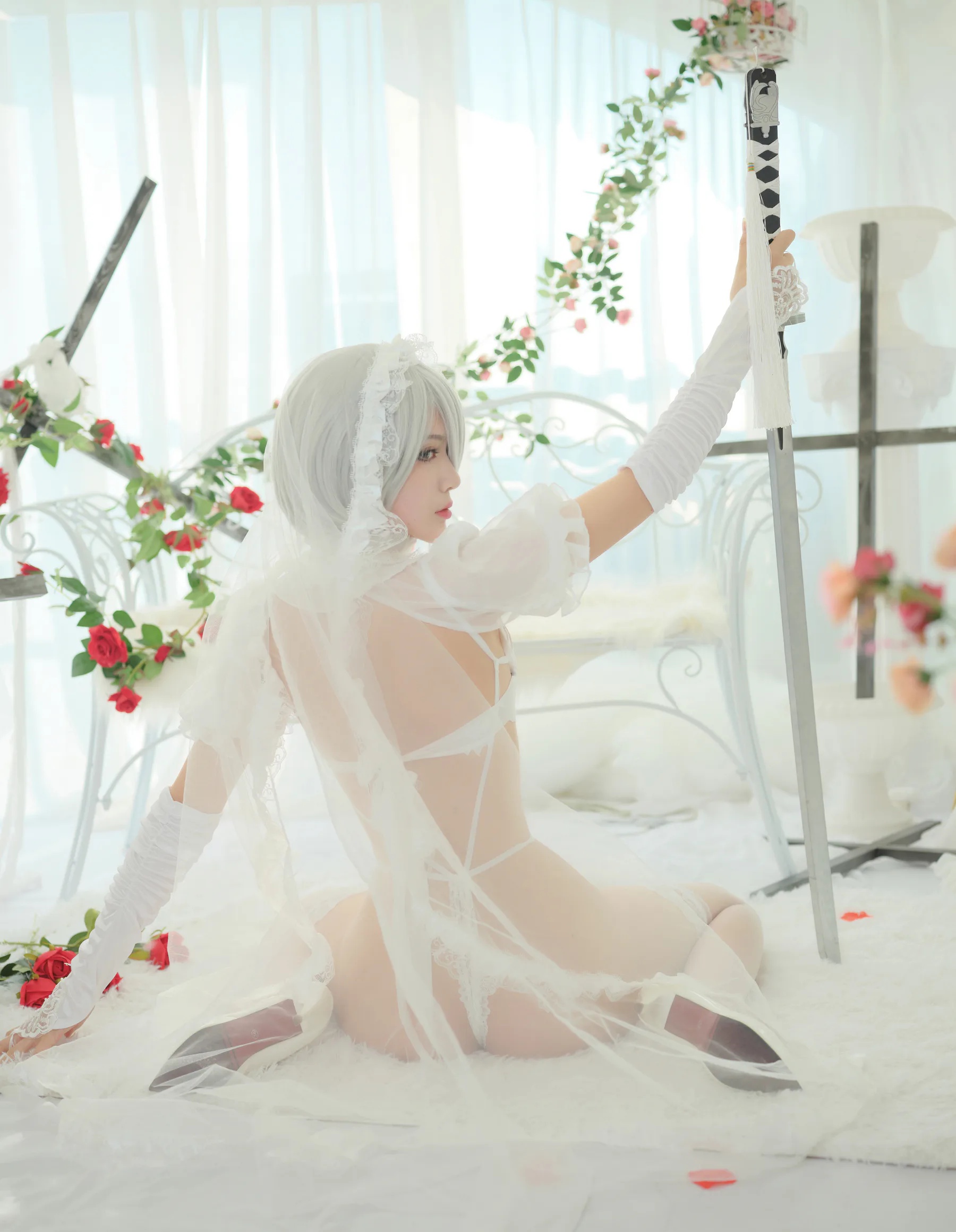 二次元博主_一米八的大梨子_No.018 2B 主题写真 [24P]Xiuren秀人写真高清美女套图写真下载-看套图看套图