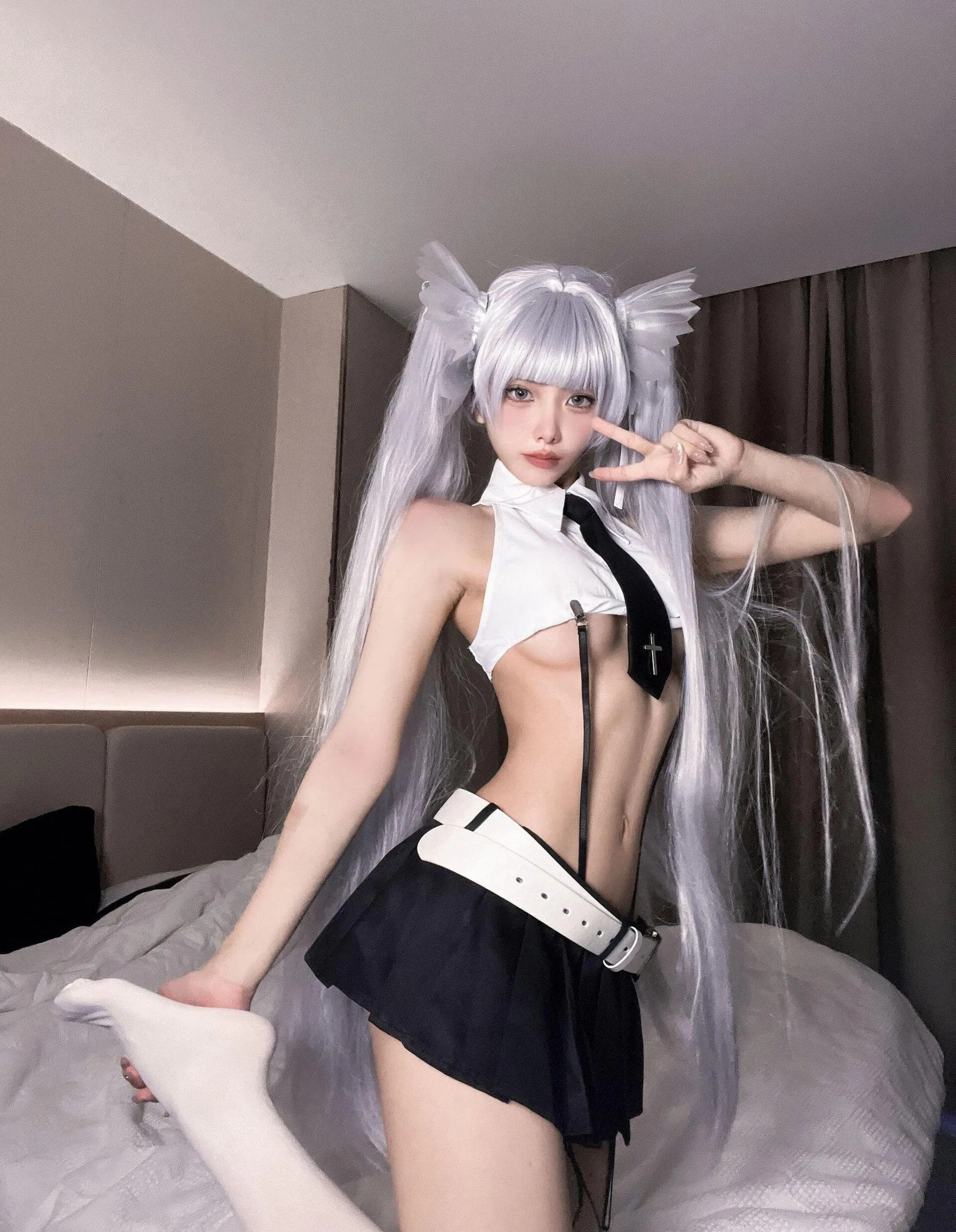 Coser美女_果咩酱w_No.047 &ndash; 天使女警 主题写真 [23P]Xiuren秀人写真高清美女套图写真下载-看套图看套图
