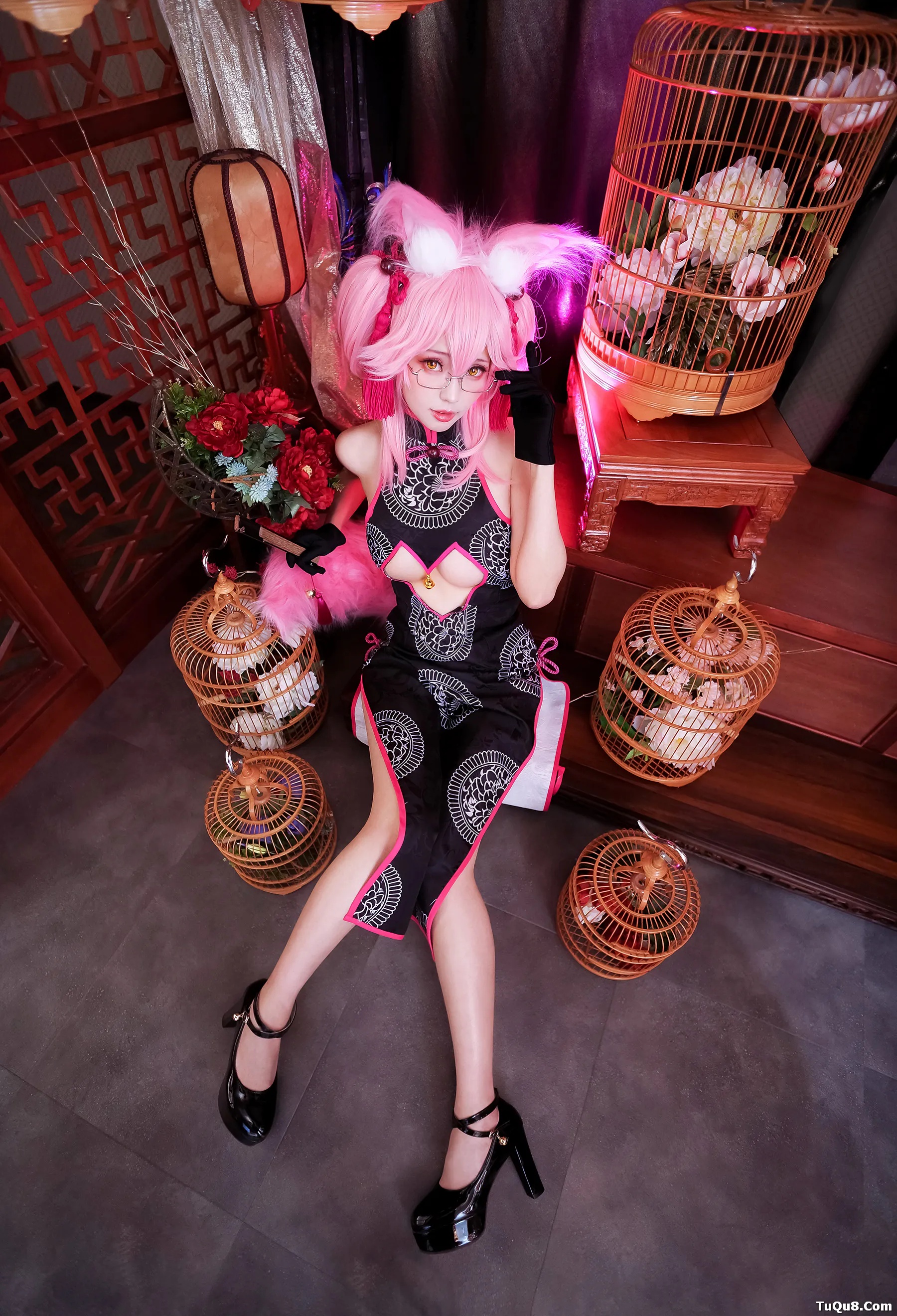 Coser妹子_ElyEE子_No.044 玉藻前-旗袍 主题写真 [33P]Xiuren秀人写真高清美女套图写真下载-看套图看套图