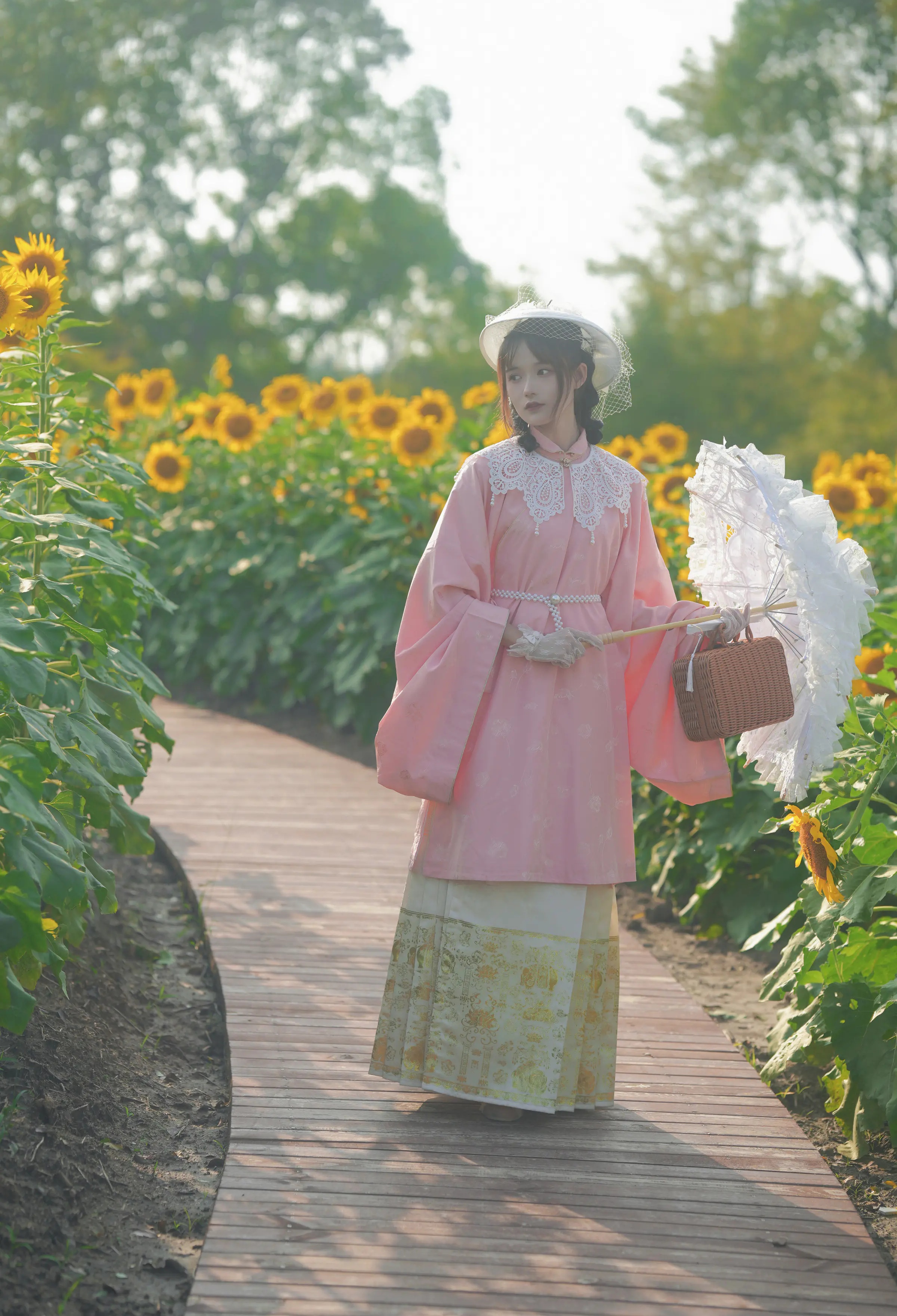 图片[5]-颜值博主_兔子Zzz不吃胡萝卜_No.127 &ndash; 向日葵的回忆 主题写真 [22P]-Coser网络美女论坛-免费套图-看套图