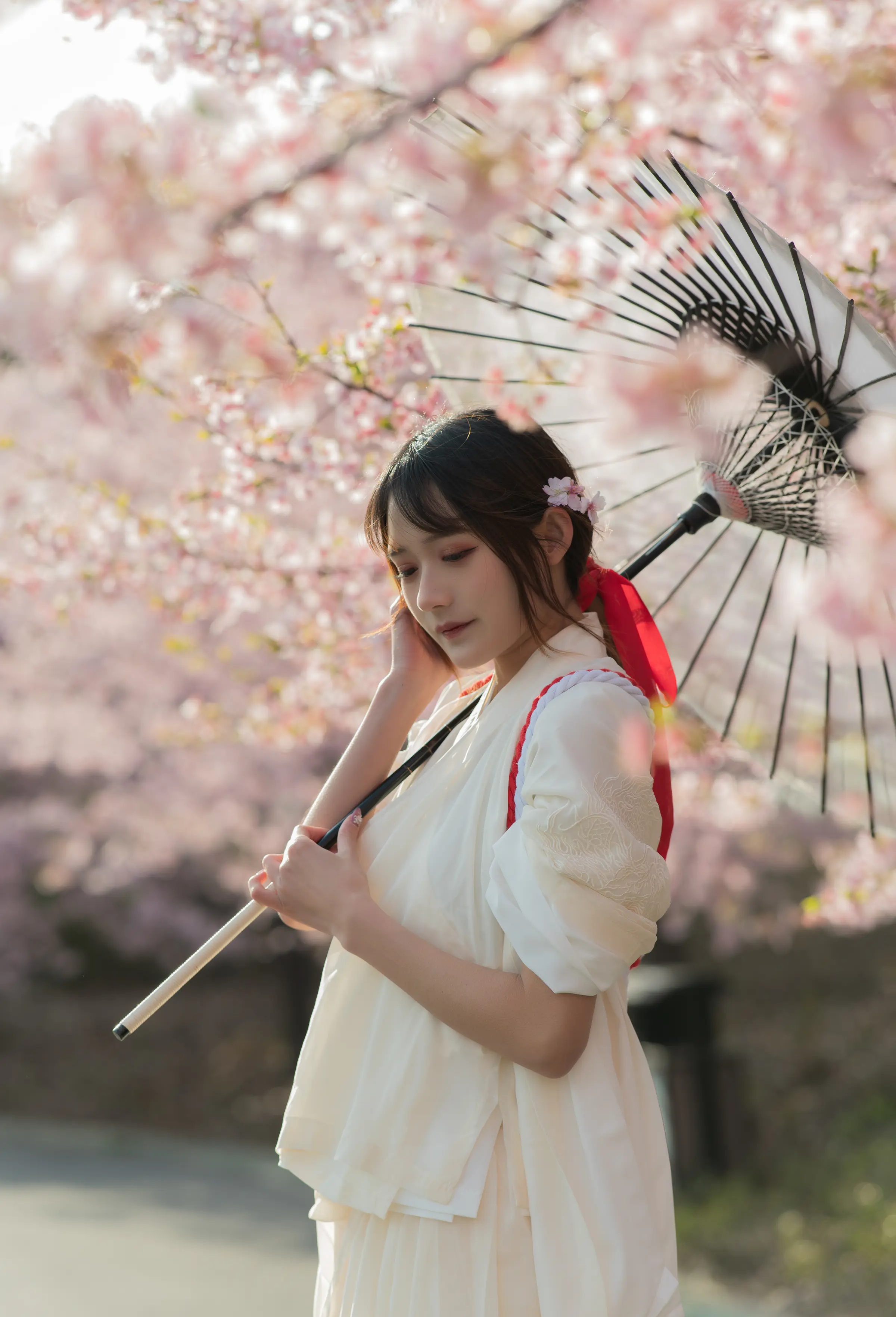 颜值博主_兔子Zzz不吃胡萝卜_No.069 &ndash; 樱语 主题写真 [27P]Xiuren秀人写真高清美女套图写真下载-看套图看套图