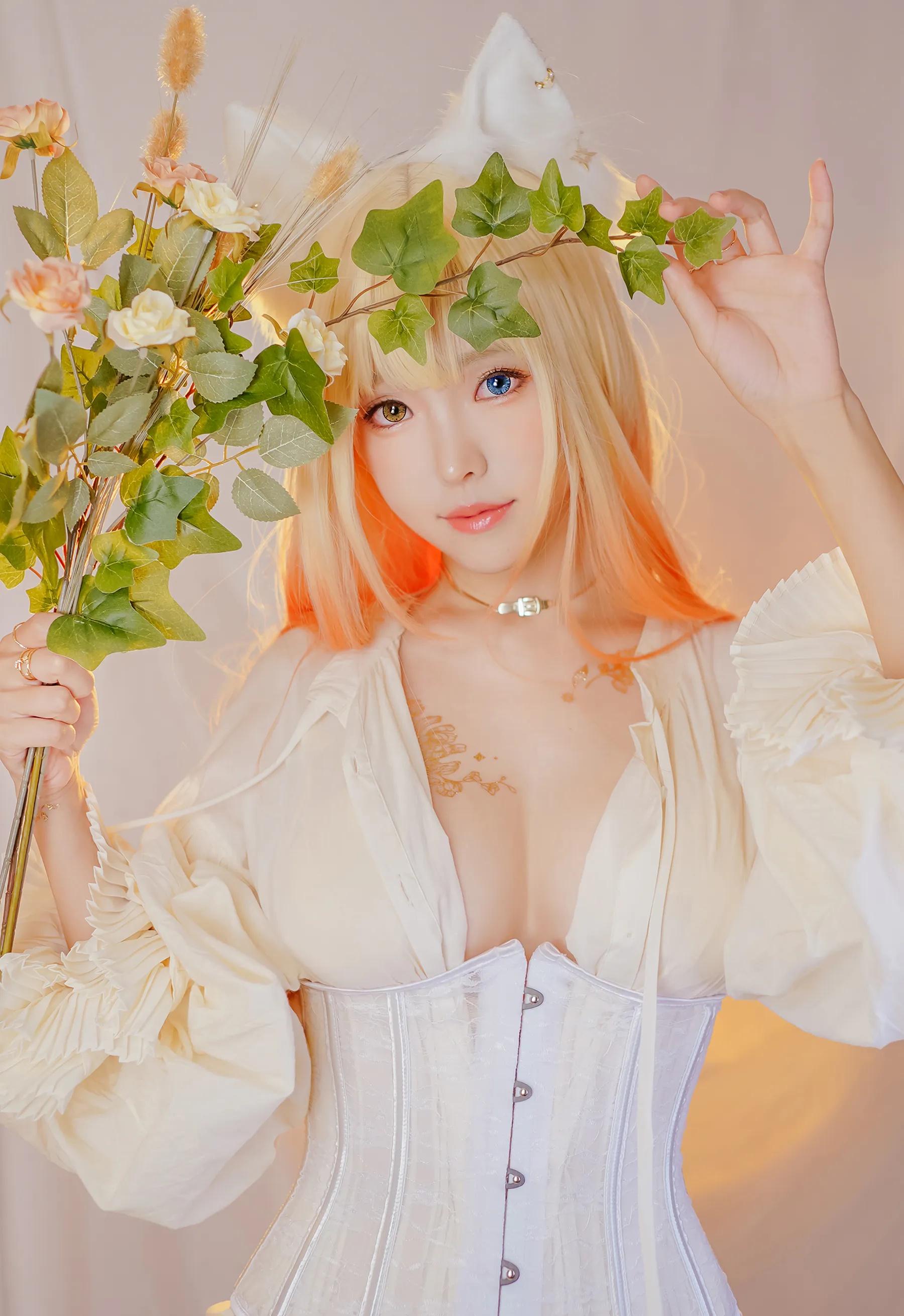 Coser妹子_ElyEE子_No.081 Odd-eyed cat 主题写真 [41P]-看套图