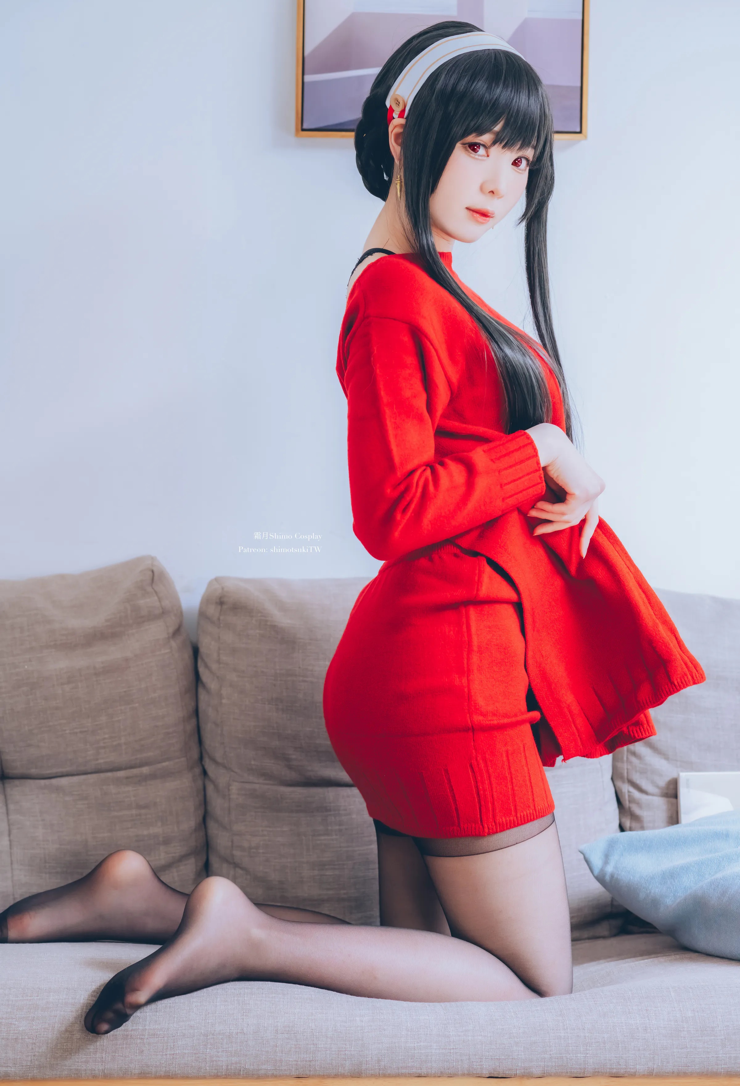 Coser美女_霜月shimo_No.095 &ndash; Yor Forger Red Sweater [15P]Xiuren秀人写真高清美女套图写真下载-看套图看套图