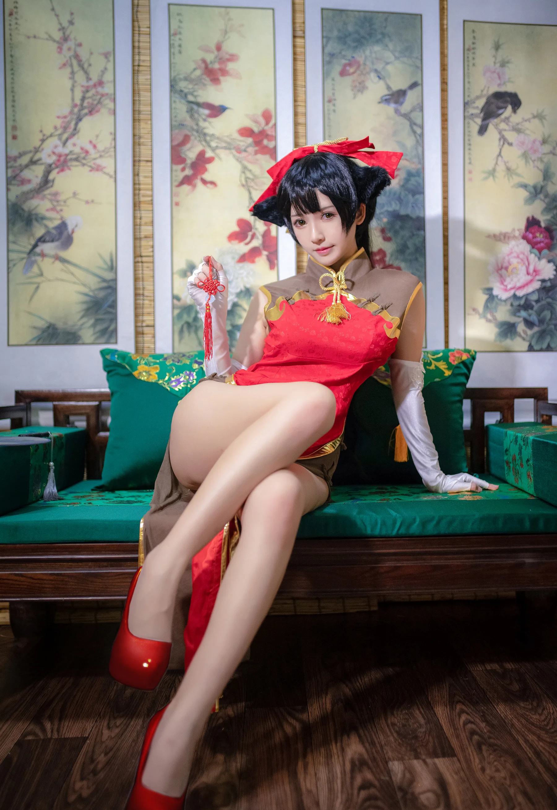 动漫博主_鳗鱼霏儿_No.044 碧蓝华裳 高雄 主题写真 [12P]Xiuren秀人写真高清美女套图写真下载-看套图看套图