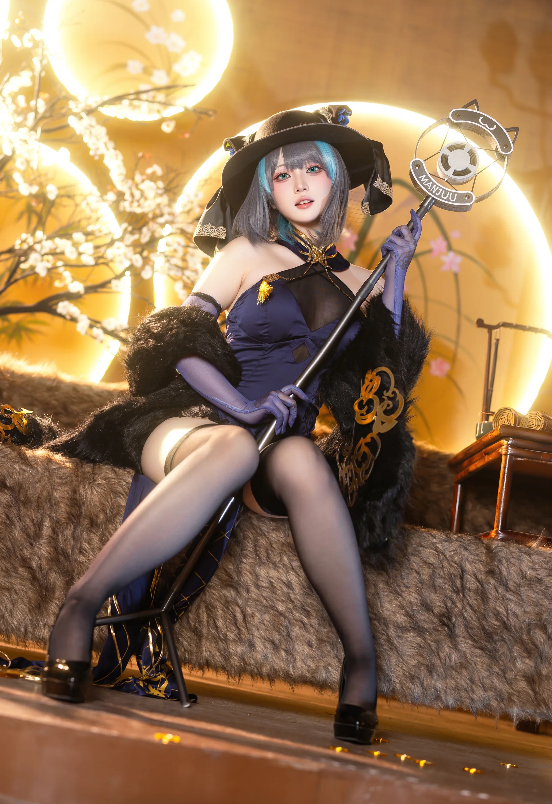 动漫博主_屿鱼Yukako_No.040 &ndash; 金装猫猫头 主题写真 [60P]Xiuren秀人写真高清美女套图写真下载-看套图看套图