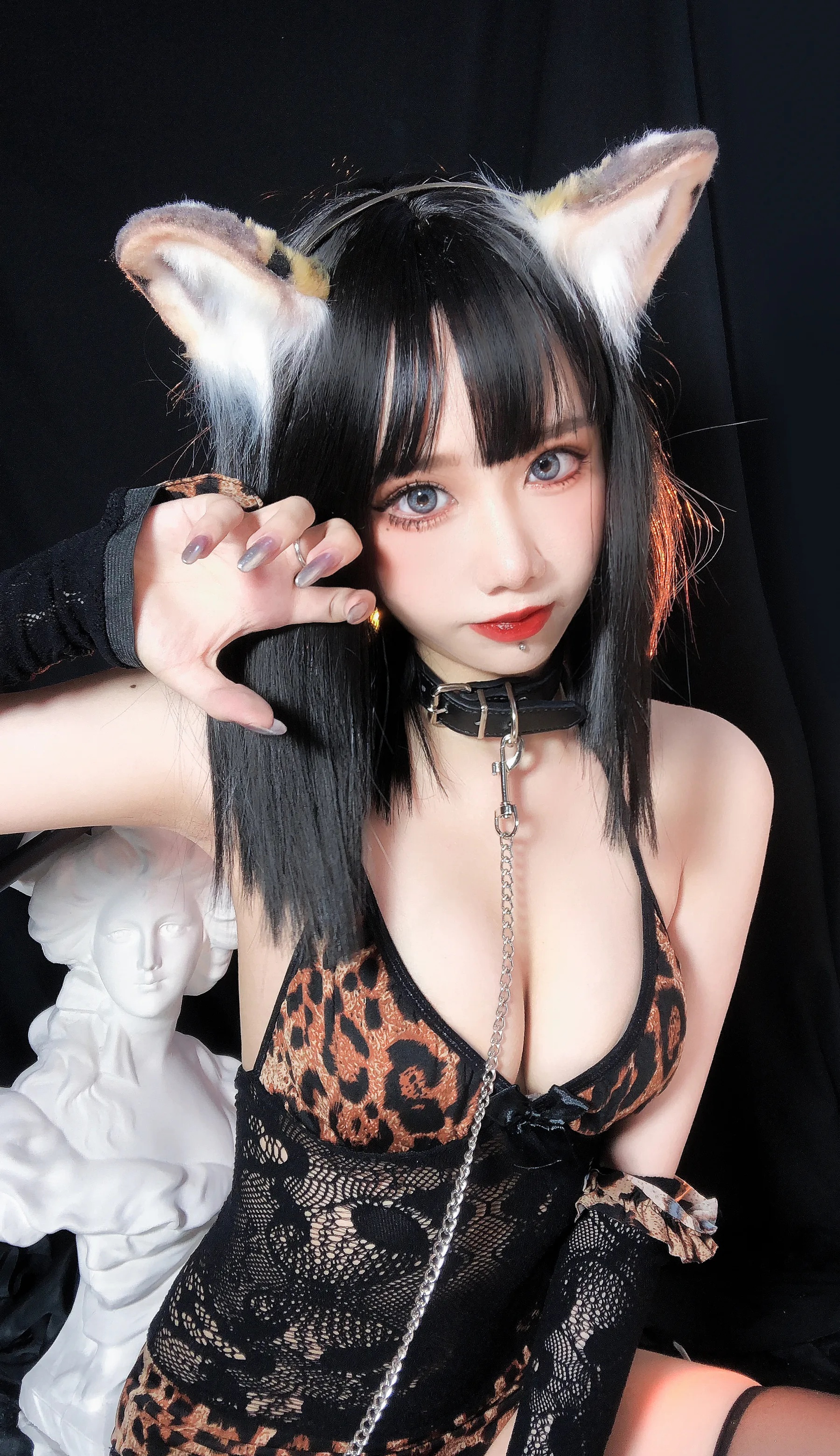 Coser美女_果咩酱w_No.022 &ndash; 豹女妹妹 主题写真 [20P]Xiuren秀人写真高清美女套图写真下载-看套图看套图