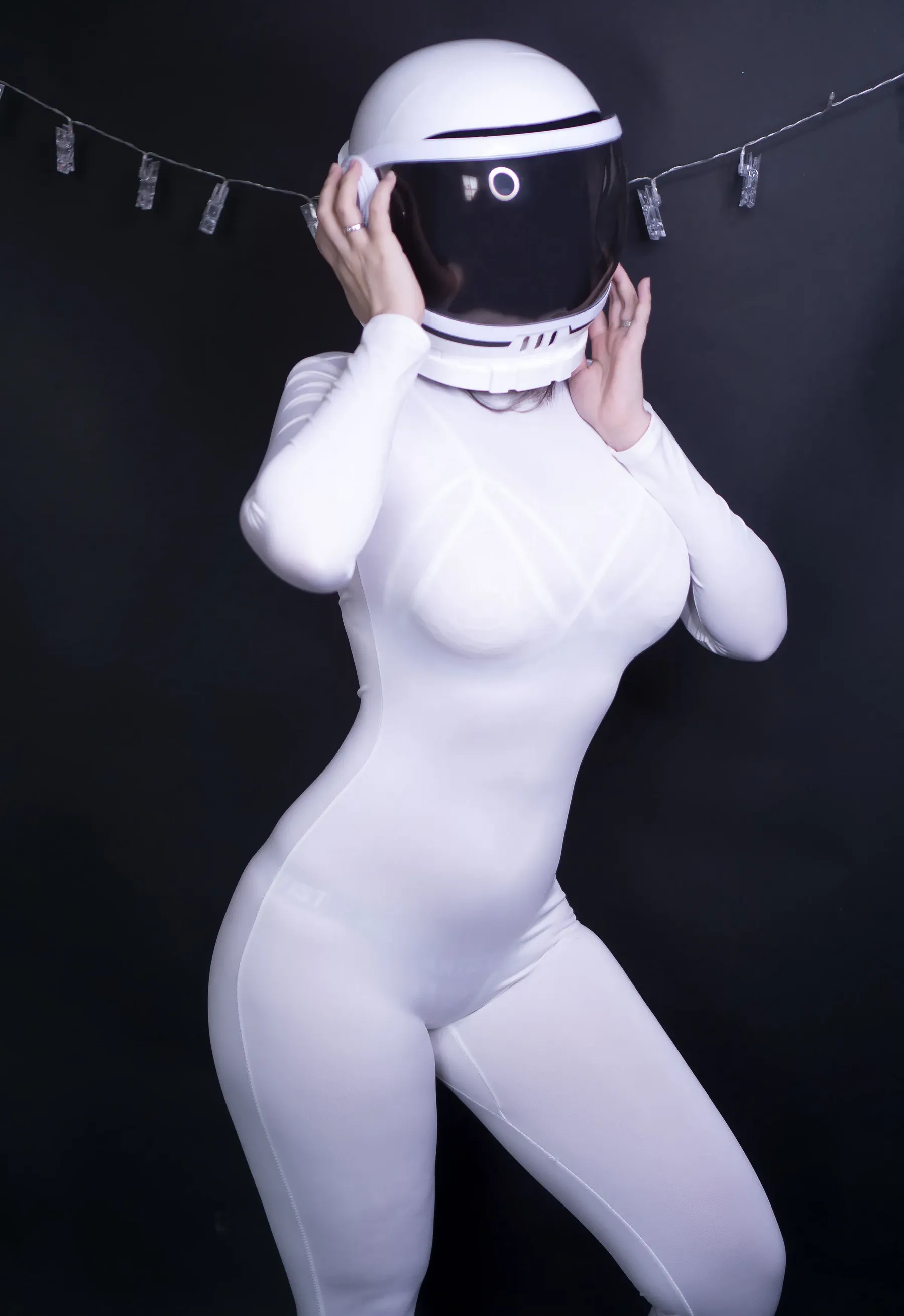 越南Coser美女_Hana Bunny_No.080 &ndash; Impostor Chan 主题写真 [9P]-看套图