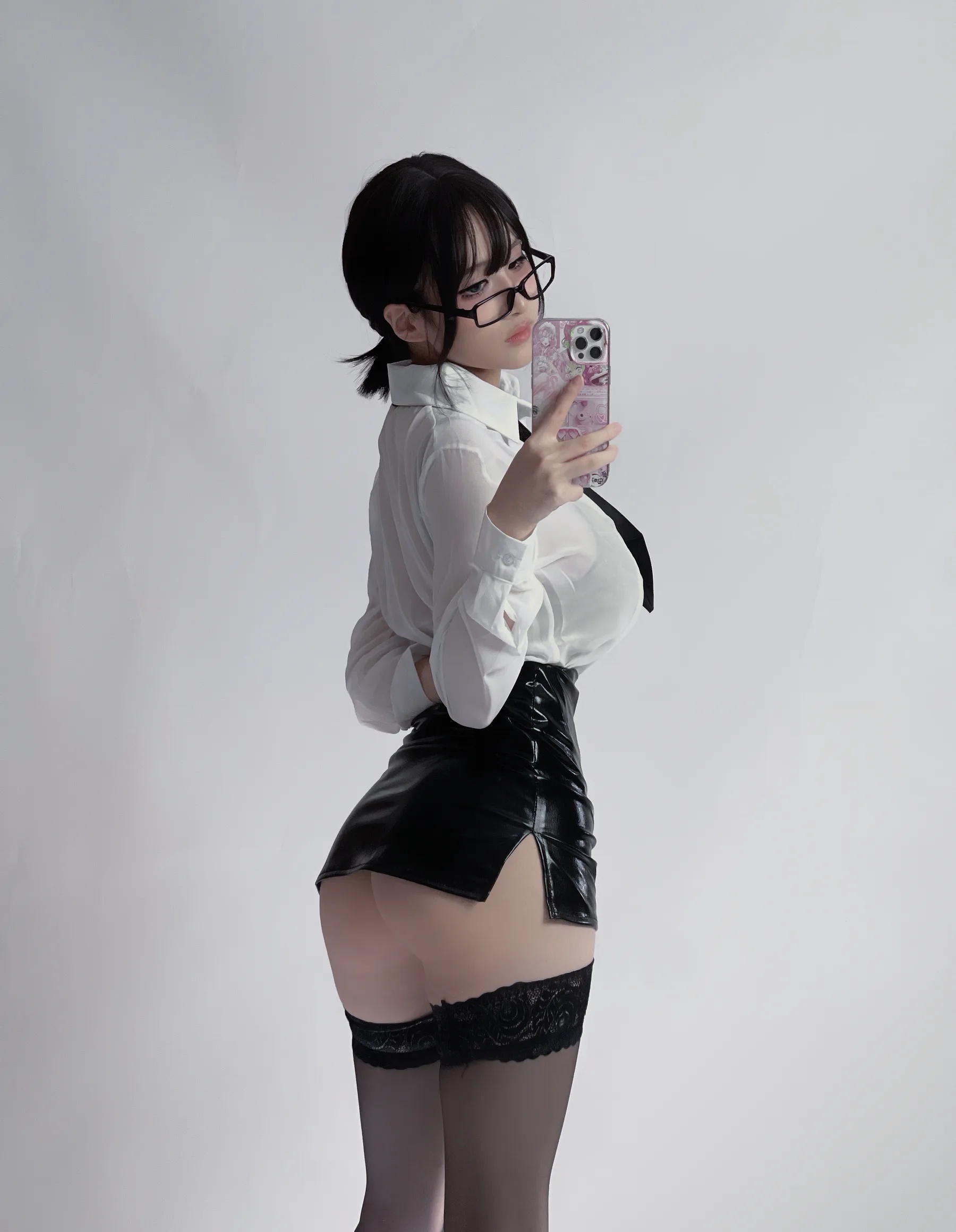 图片[5]Xiuren秀人写真高清美女套图写真下载-看套图颜值博主_幼愛Youmeko_No.012 &ndash; 黑丝眼镜OL 主题写真 [28P]Xiuren秀人写真高清美女套图写真下载-看套图Coser网络美女论坛Xiuren秀人写真高清美女套图写真下载-看套图免费套图Xiuren秀人写真高清美女套图写真下载-看套图看套图