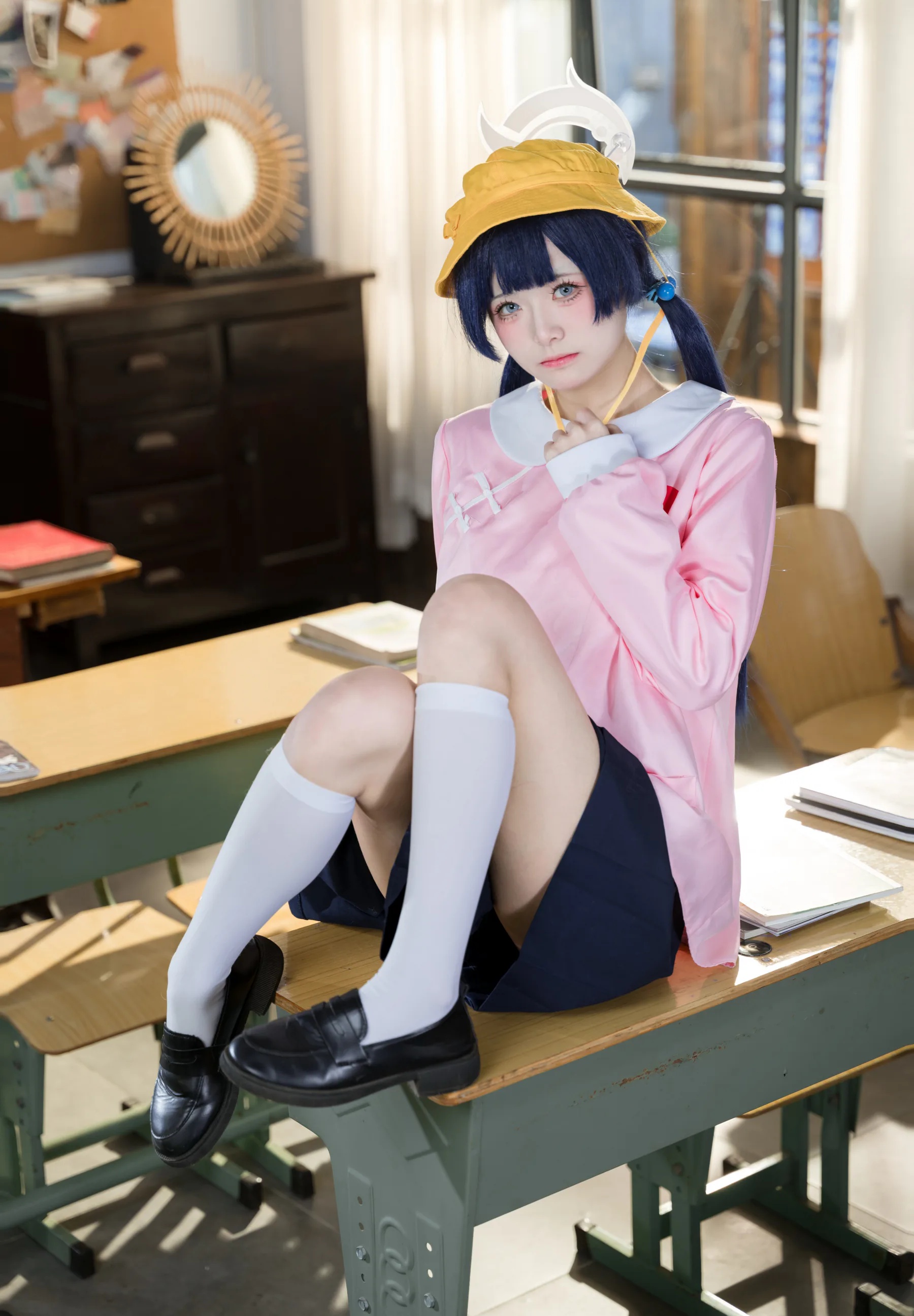 人气Coser美女_九柒喵_No.026 妃咲幼稚园 (蔚蓝档案) 主题写真 [25P]-看套图