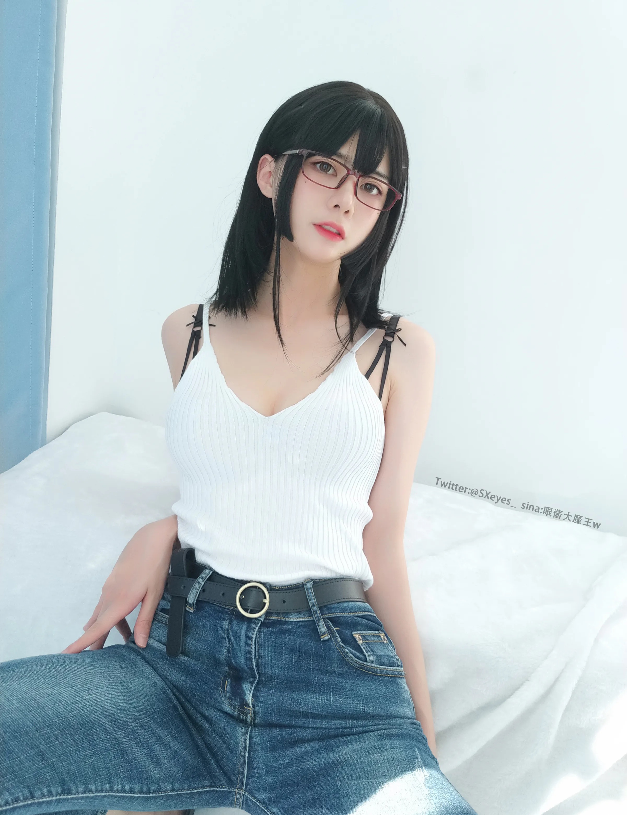 图片[5]Xiuren秀人写真高清美女套图写真下载-看套图Coser美女_眼酱大魔王w_No.053 &ndash; 牛仔裤 主题写真 [32P]Xiuren秀人写真高清美女套图写真下载-看套图Coser网络美女论坛Xiuren秀人写真高清美女套图写真下载-看套图免费套图Xiuren秀人写真高清美女套图写真下载-看套图看套图