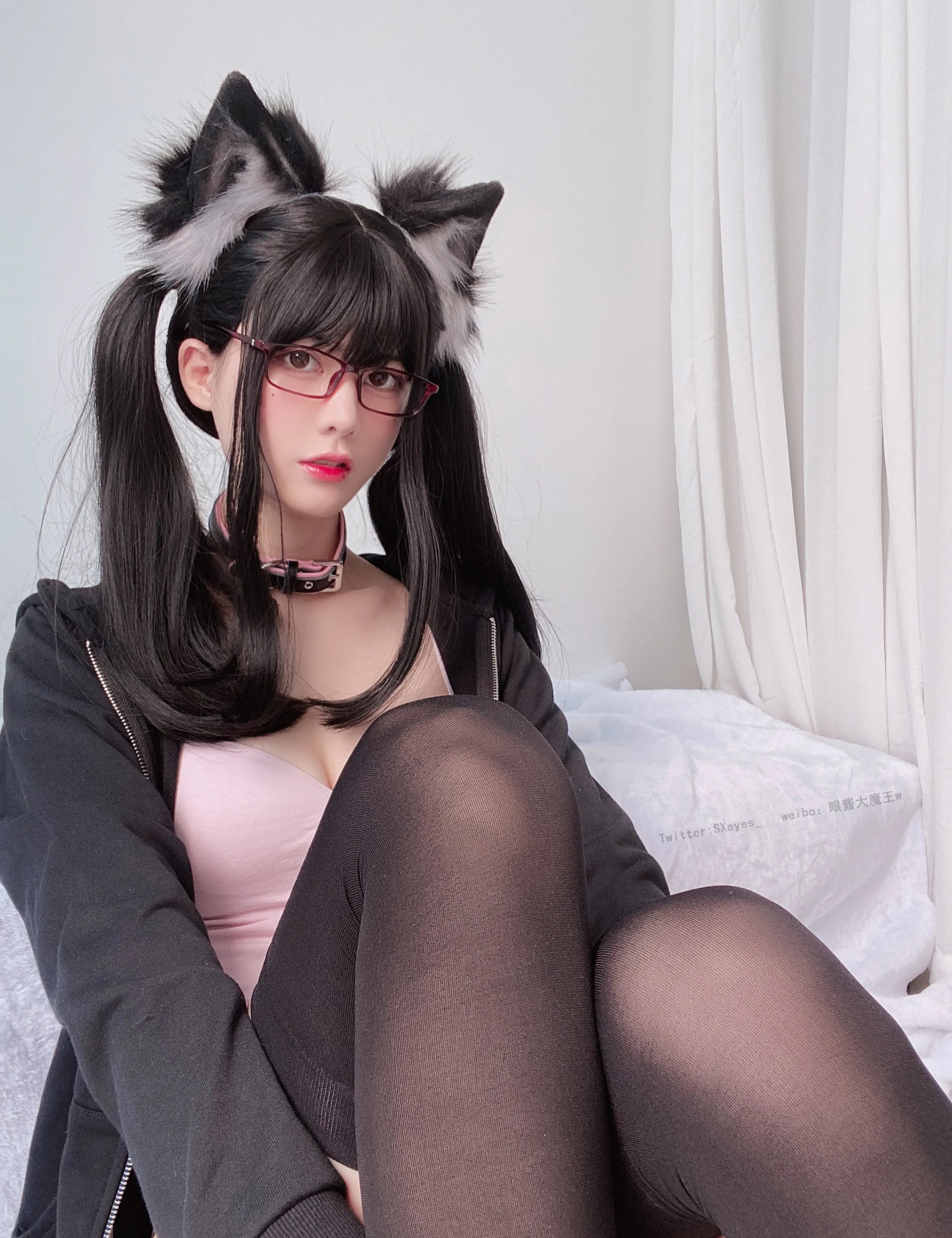Coser美女_眼酱大魔王w_No.060 &ndash; Nya 主题写真 [26P]Xiuren秀人写真高清美女套图写真下载-看套图看套图