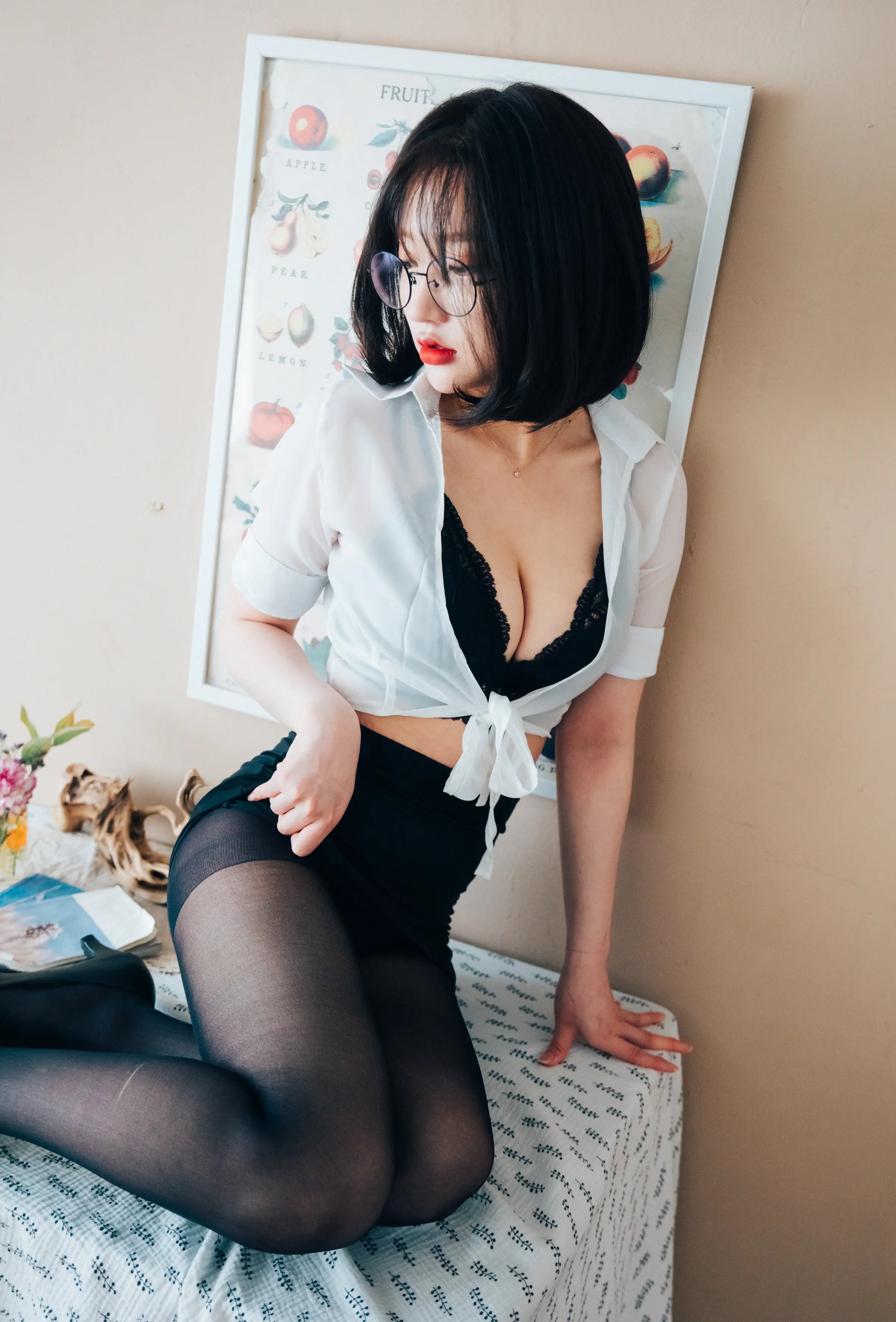 韩国写真机构_Loozy_No.009 &ndash; Officegirls Vacation Vol.1 Son Ye-Eun [55P]Xiuren秀人写真高清美女套图写真下载-看套图看套图