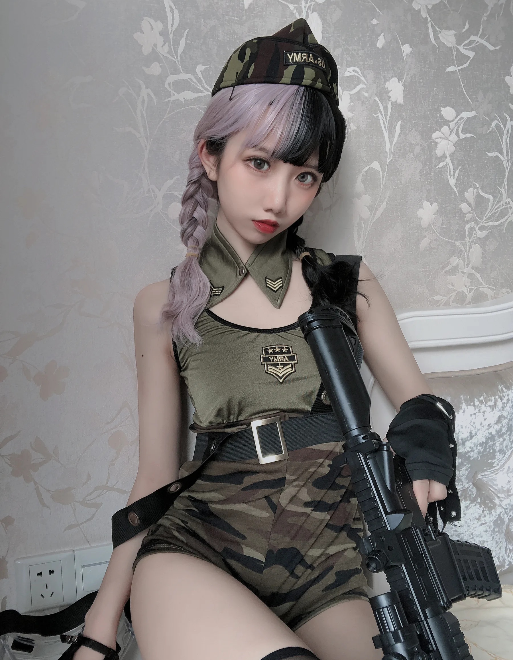 Coser美女_果咩酱w_No.021 &ndash; 战地甜心 主题写真 [20P]Xiuren秀人写真高清美女套图写真下载-看套图看套图