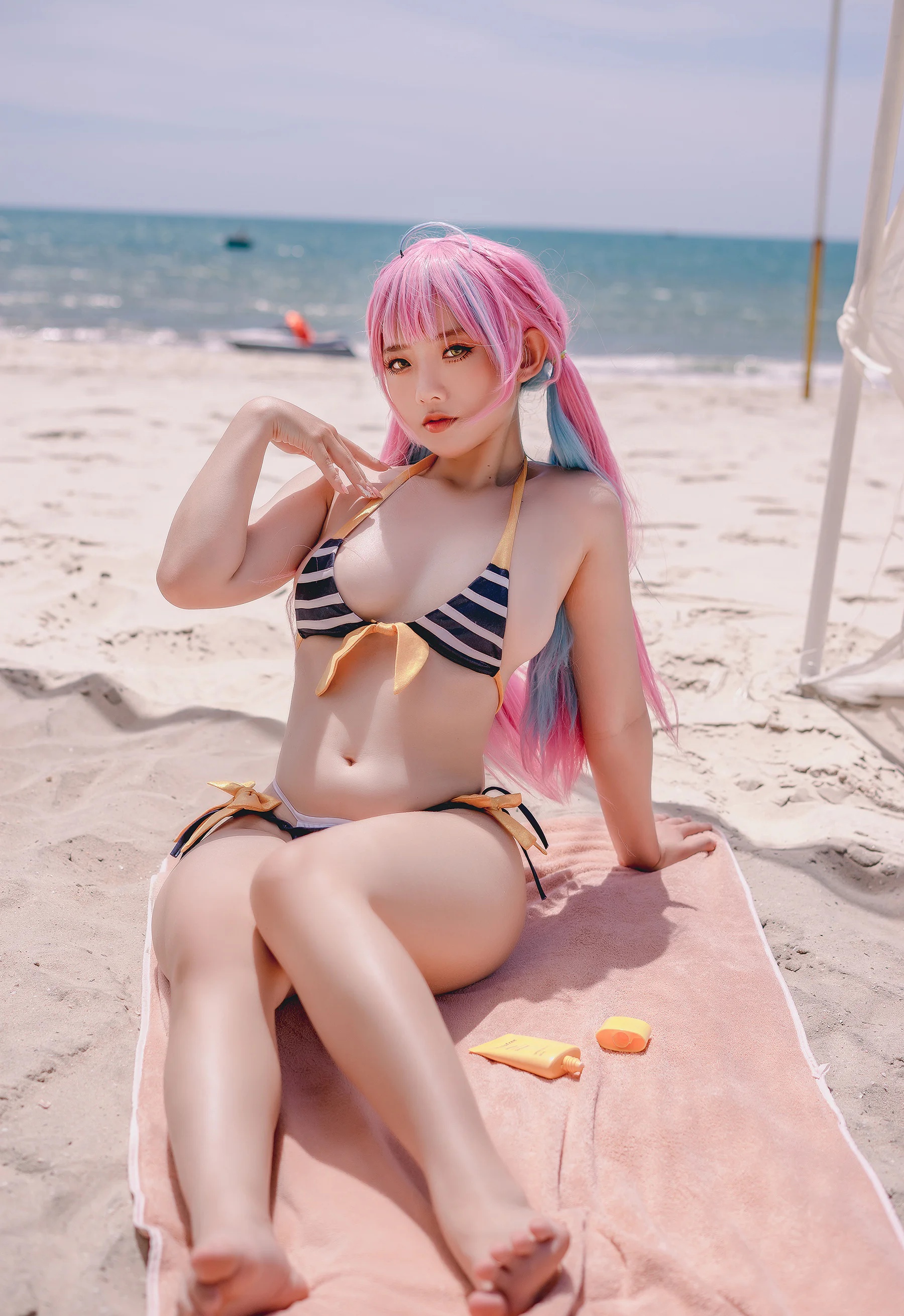 华裔Coser美女_Messie Huang_No.028 &ndash; Aqua Bikini [34P]Xiuren秀人写真高清美女套图写真下载-看套图看套图