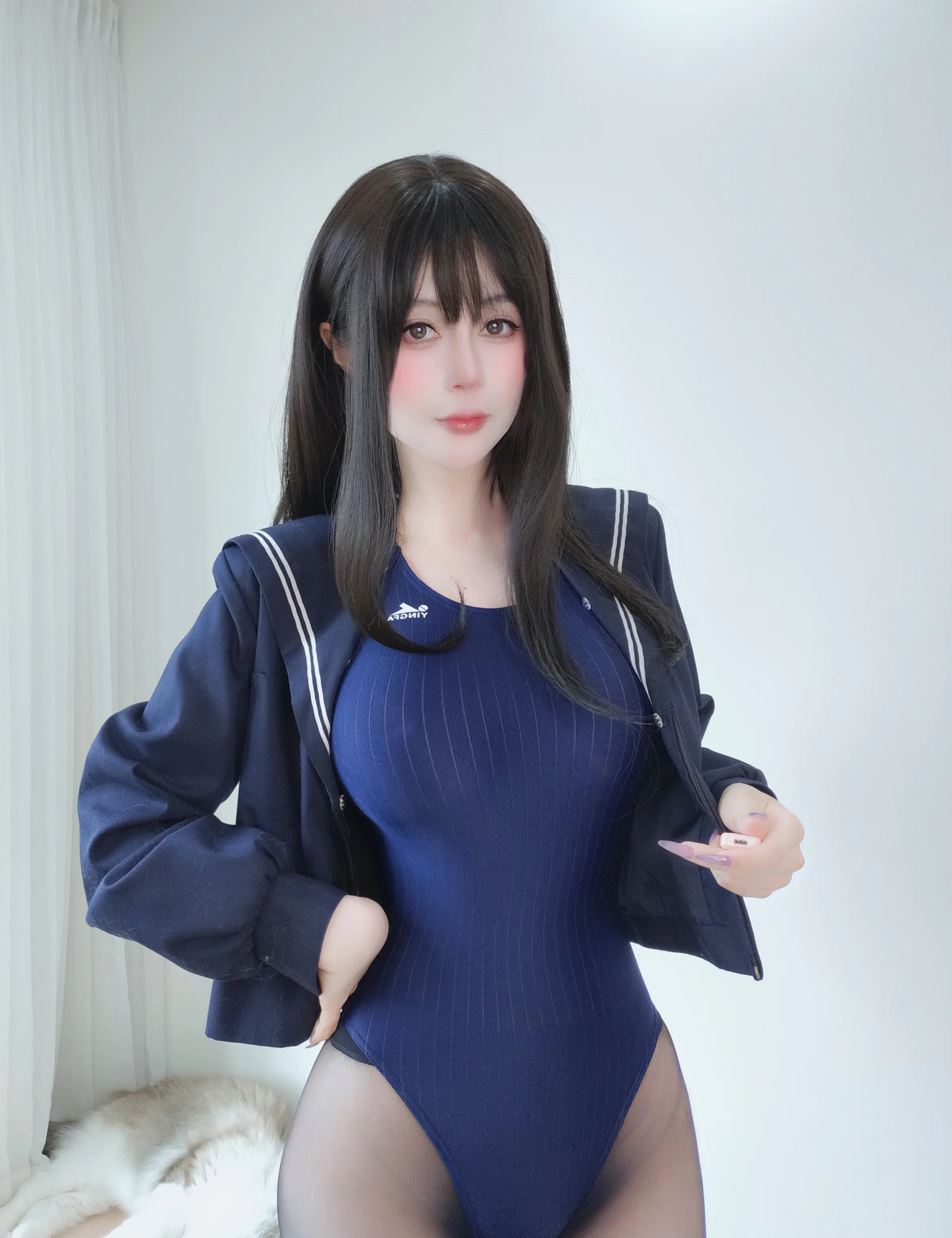 国产Coser美女_白银81_No.209 &ndash; 自摄Vol.99 黑丝死库水 [145P]-看套图