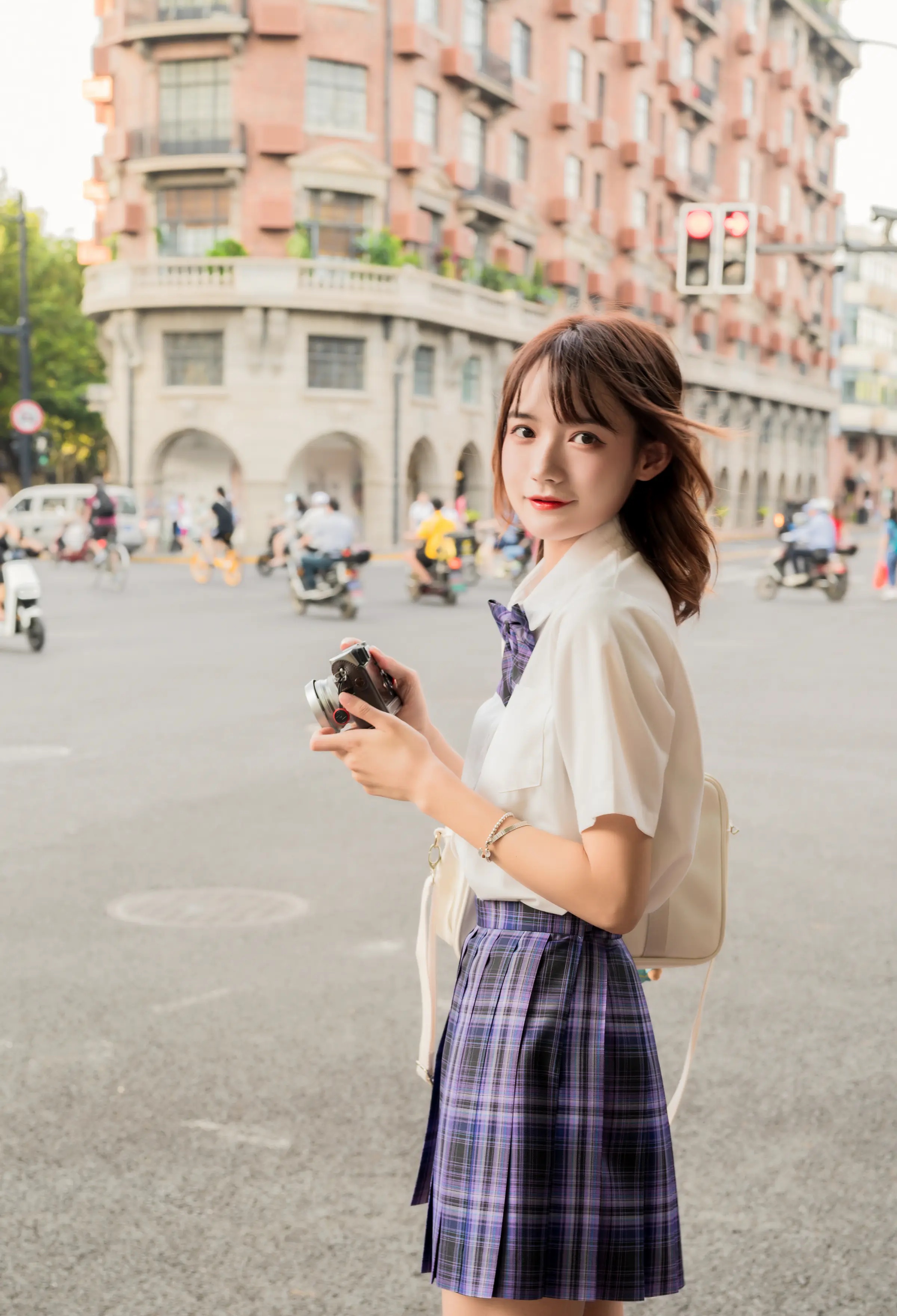 颜值博主_兔子Zzz不吃胡萝卜_No.055 &ndash; 文艺少女 主题写真 [23P]Xiuren秀人写真高清美女套图写真下载-看套图看套图