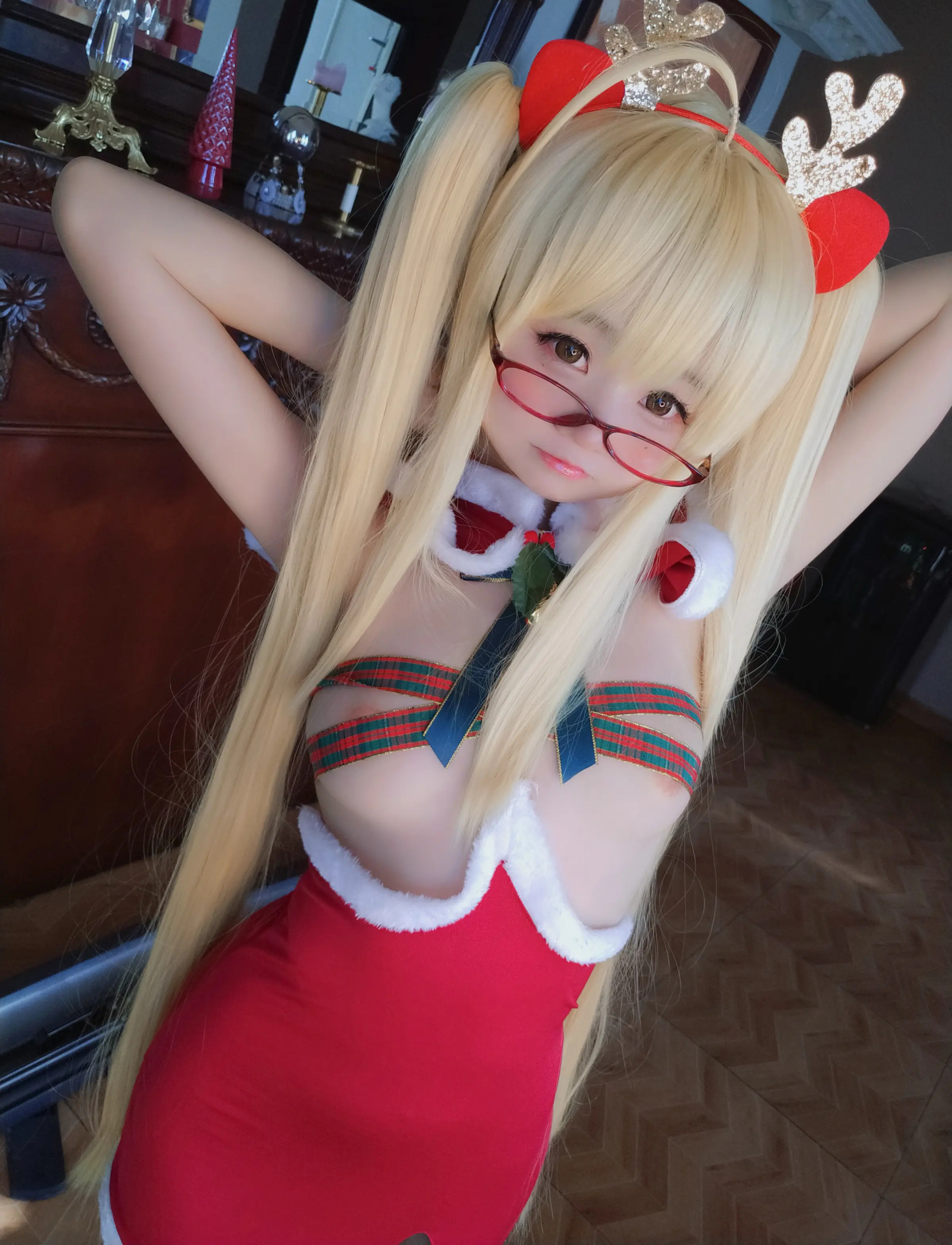 Coser美女_软妹摇摇乐yoyo_No.102 Reindeer Marie Rose [104P]-看套图